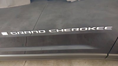 2027 Jeep Grand Cherokee GRAND CHEROKEE L LIMITED 4X4