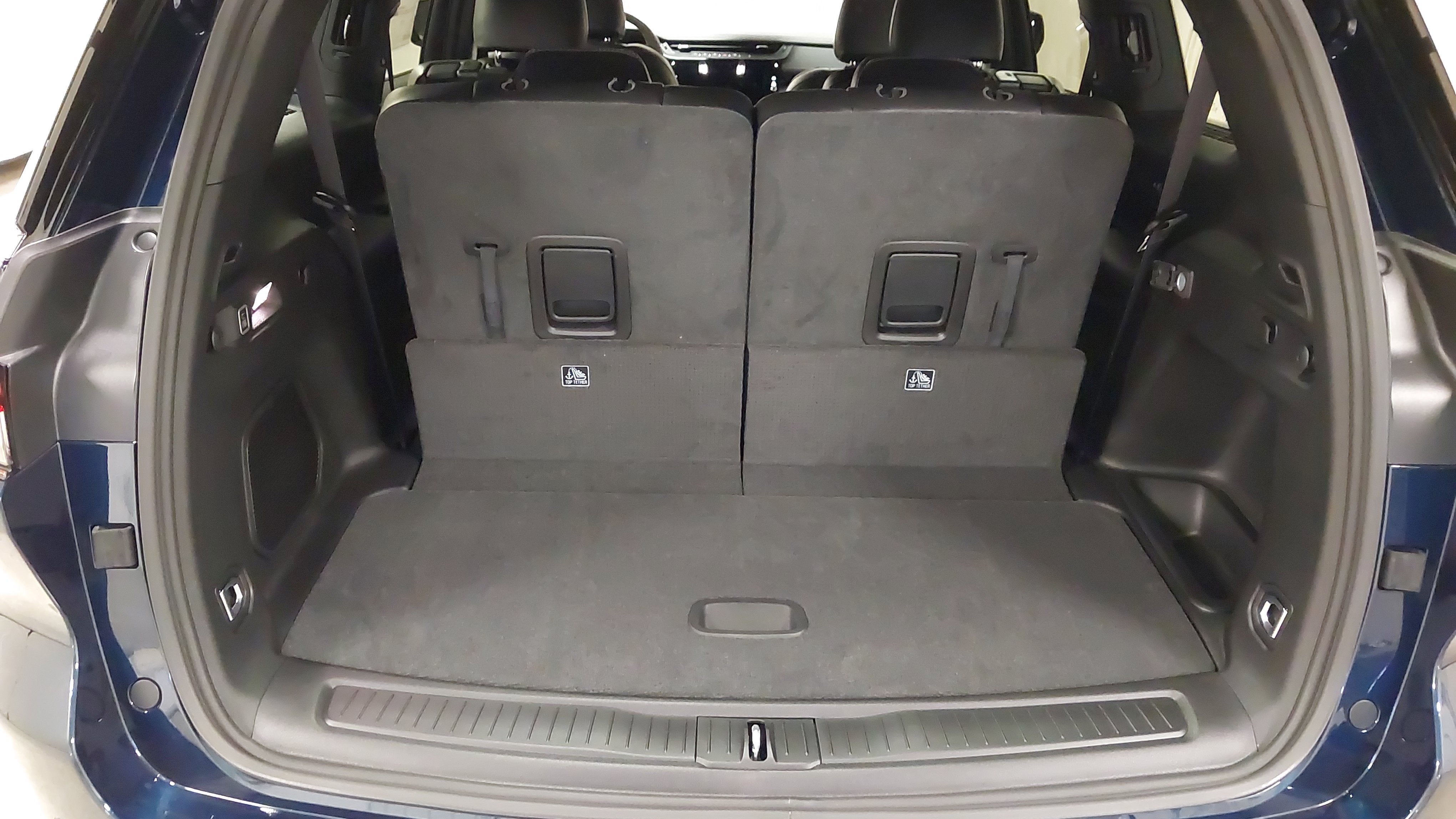 2027 Jeep Grand Cherokee GRAND CHEROKEE L LIMITED 4X4