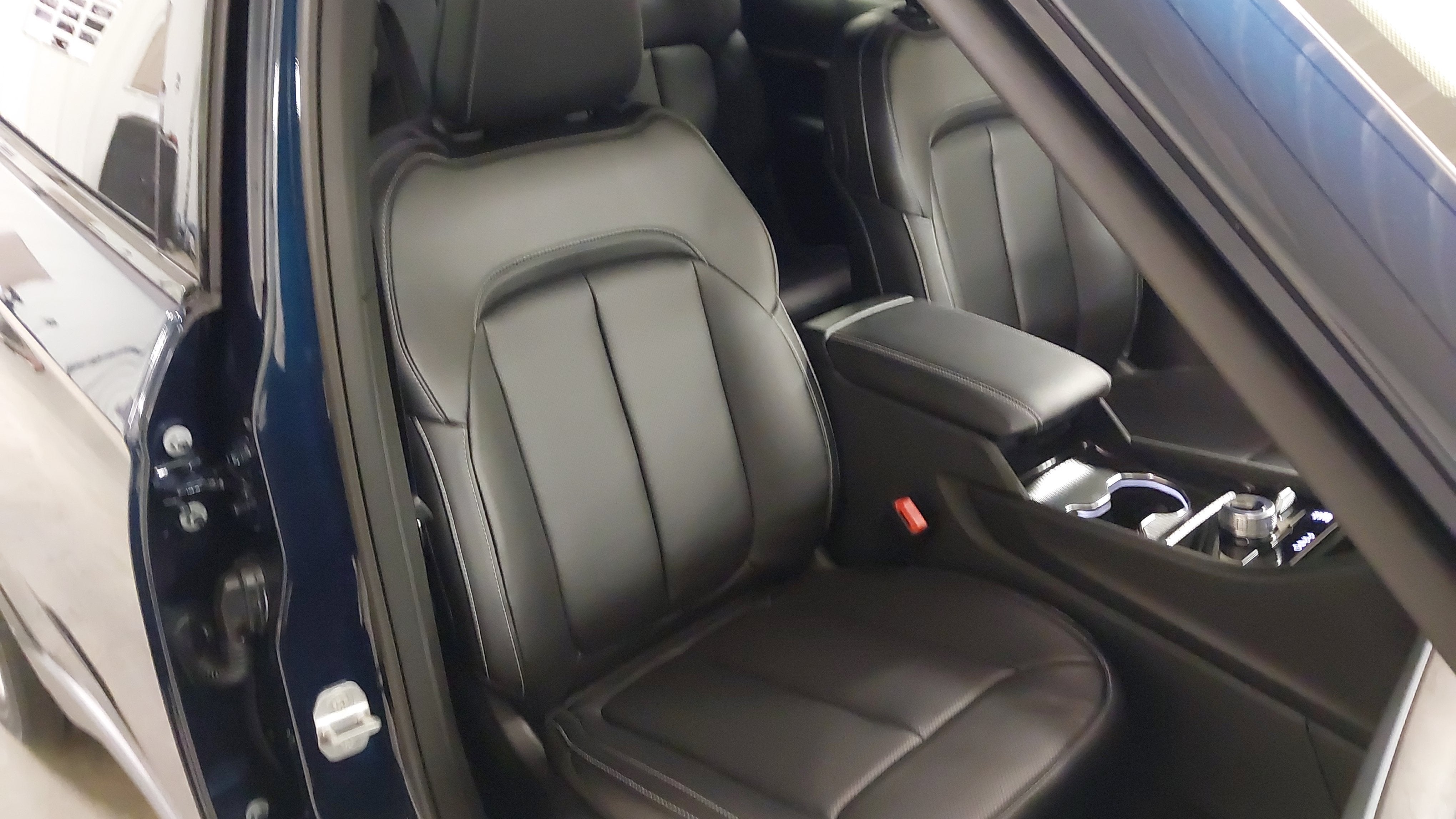 2027 Jeep Grand Cherokee GRAND CHEROKEE L LIMITED 4X4