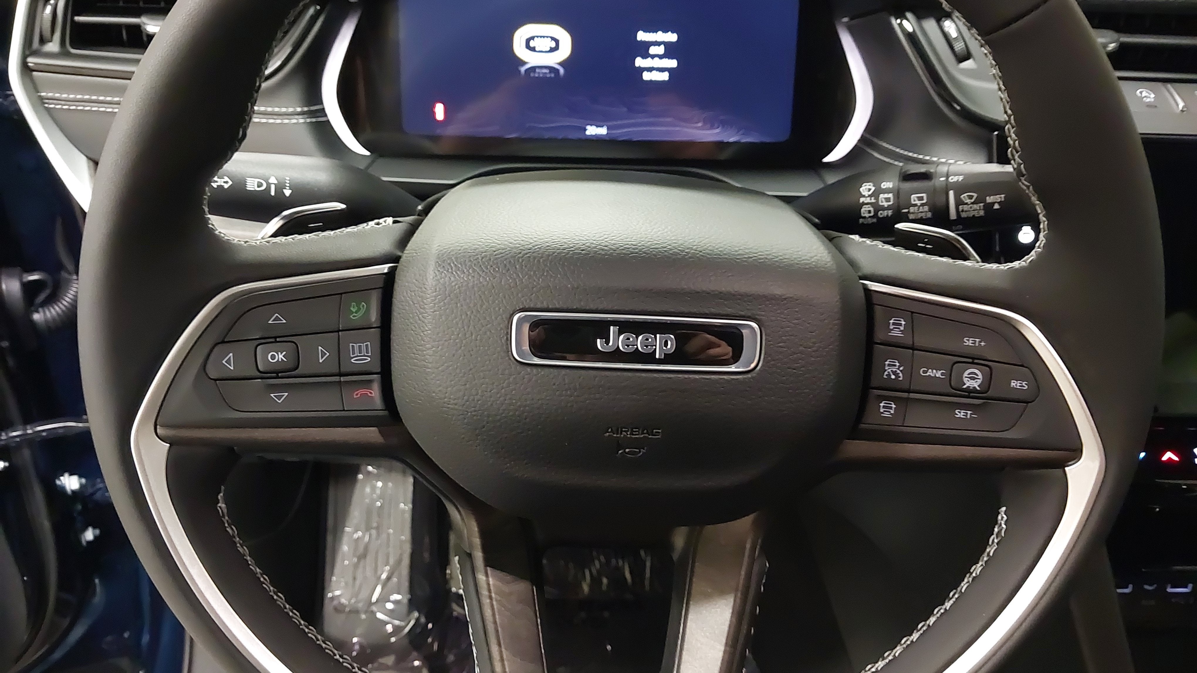 2027 Jeep Grand Cherokee GRAND CHEROKEE L LIMITED 4X4