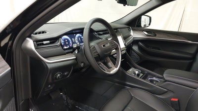 2027 Jeep Grand Cherokee GRAND CHEROKEE L LIMITED 4X4