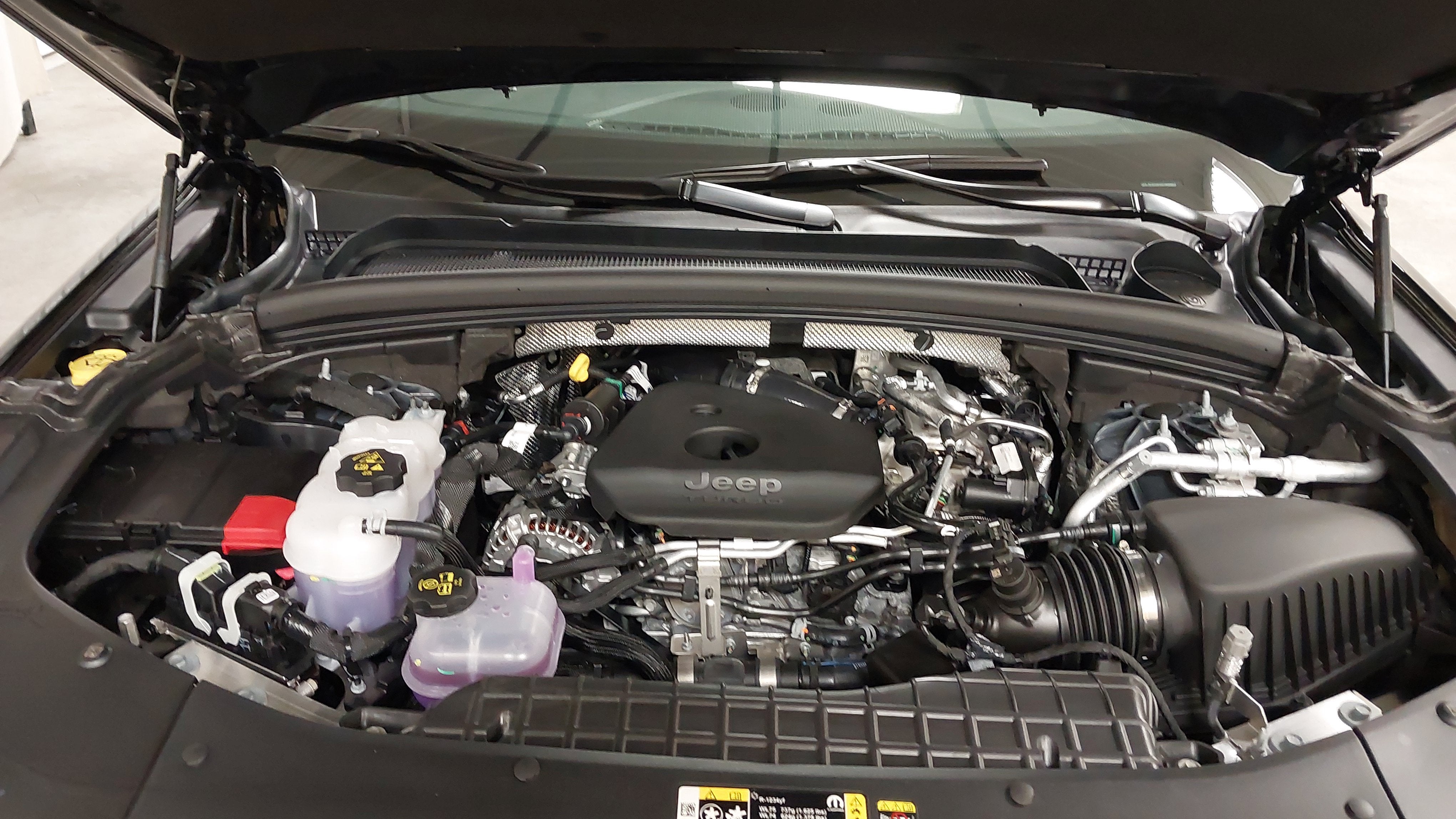 2027 Jeep Grand Cherokee GRAND CHEROKEE L LIMITED 4X4