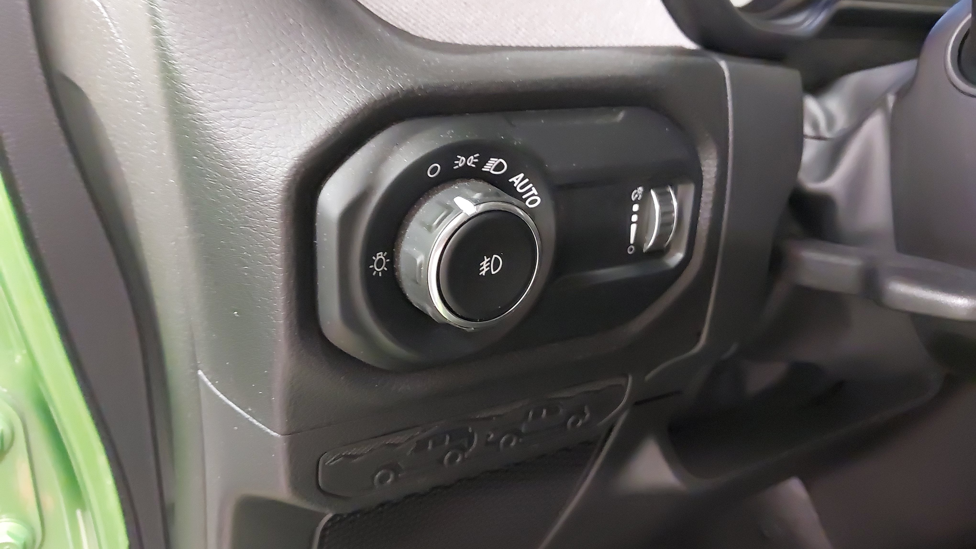 2025 Jeep Wrangler 4-Door Willys 4x4