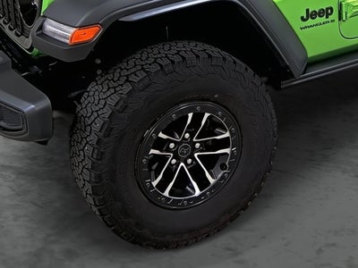 2025 Jeep Wrangler 4-Door Willys 4x4