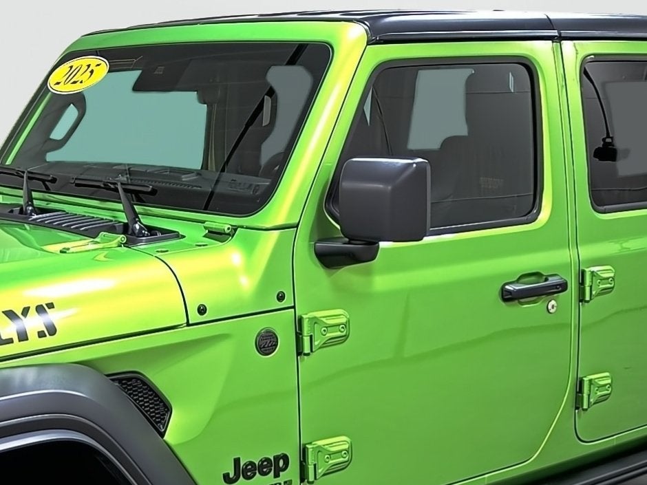 2025 Jeep Wrangler 4-Door Willys 4x4