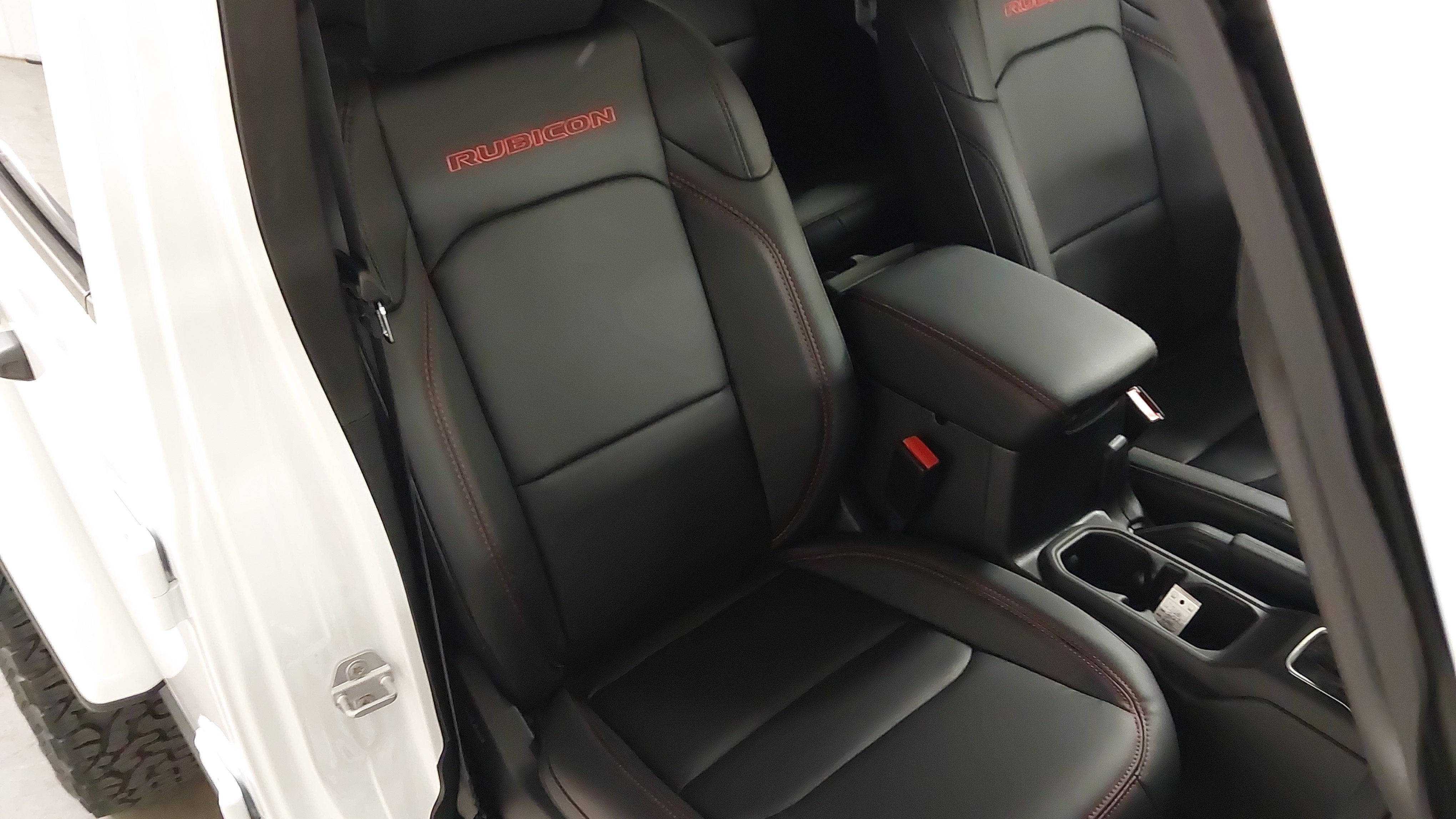 2027 Jeep Wrangler WRANGLER 4-DOOR RUBICON X