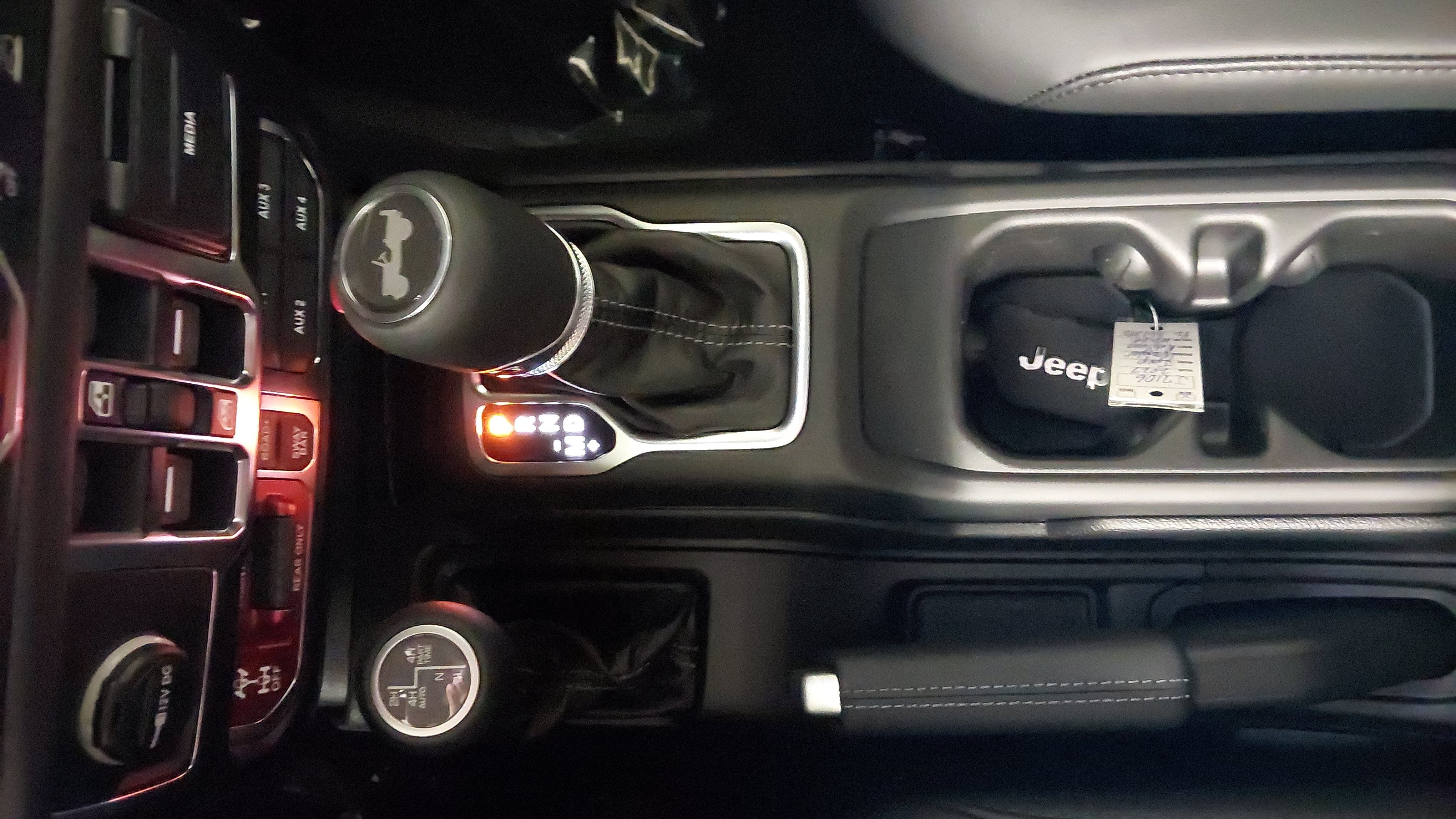 2027 Jeep Wrangler WRANGLER 4-DOOR RUBICON X