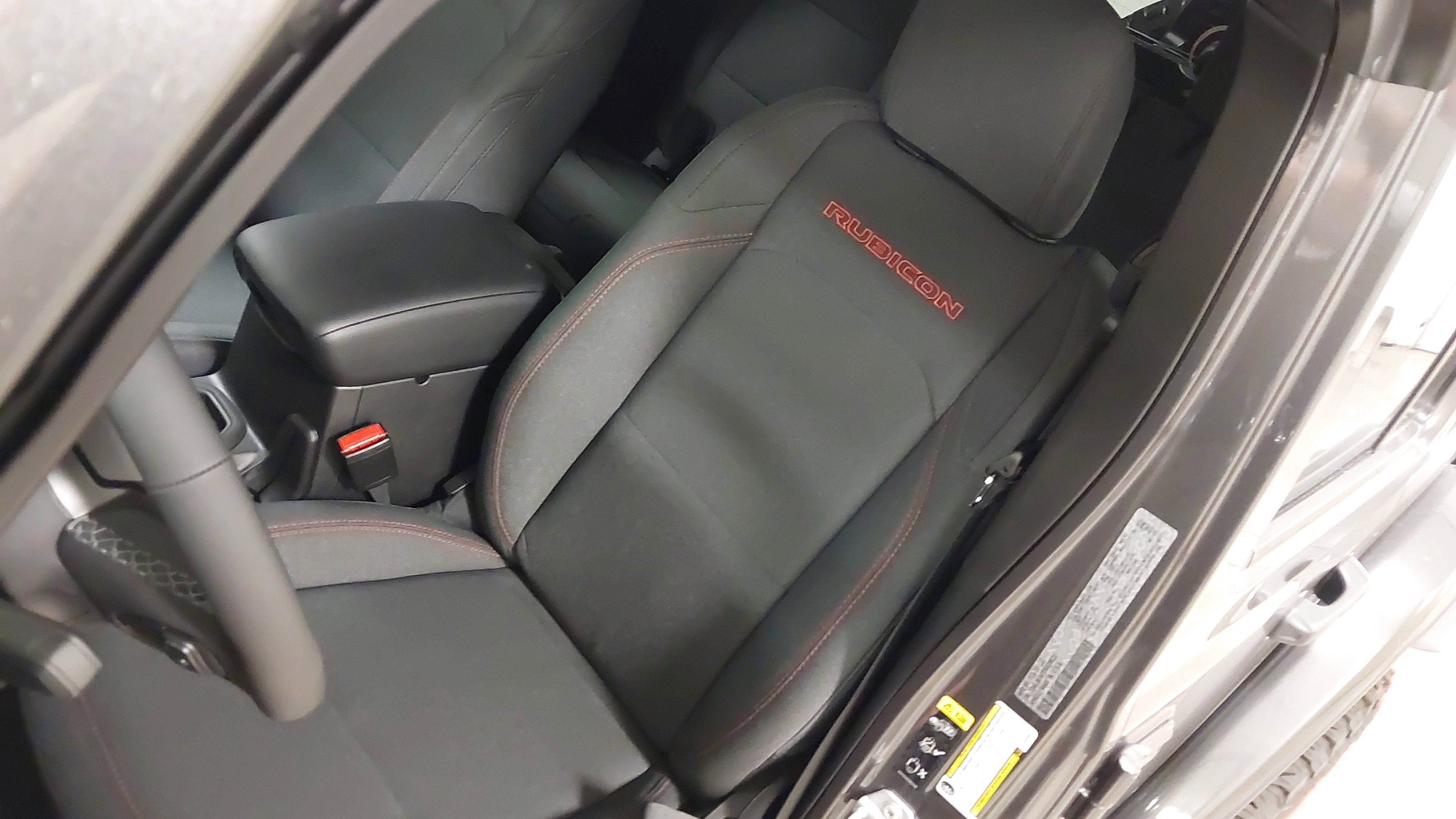 2025 Jeep Wrangler WRANGLER 4-DOOR RUBICON