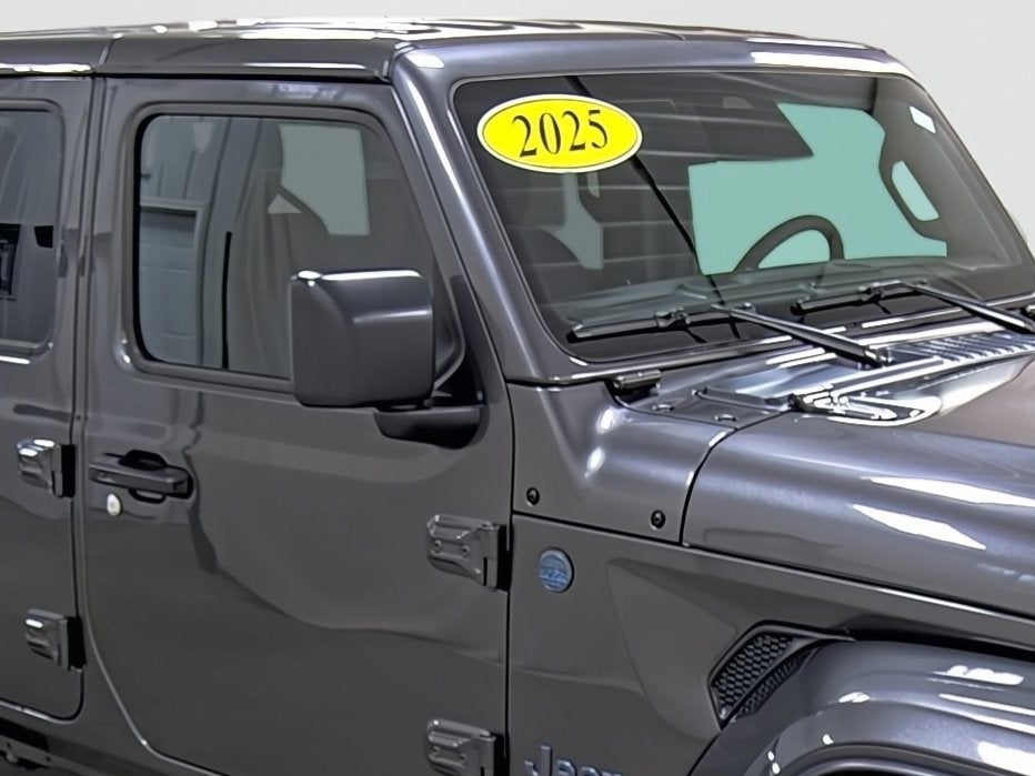 2025 Jeep Wrangler 4xe Sahara 4xe