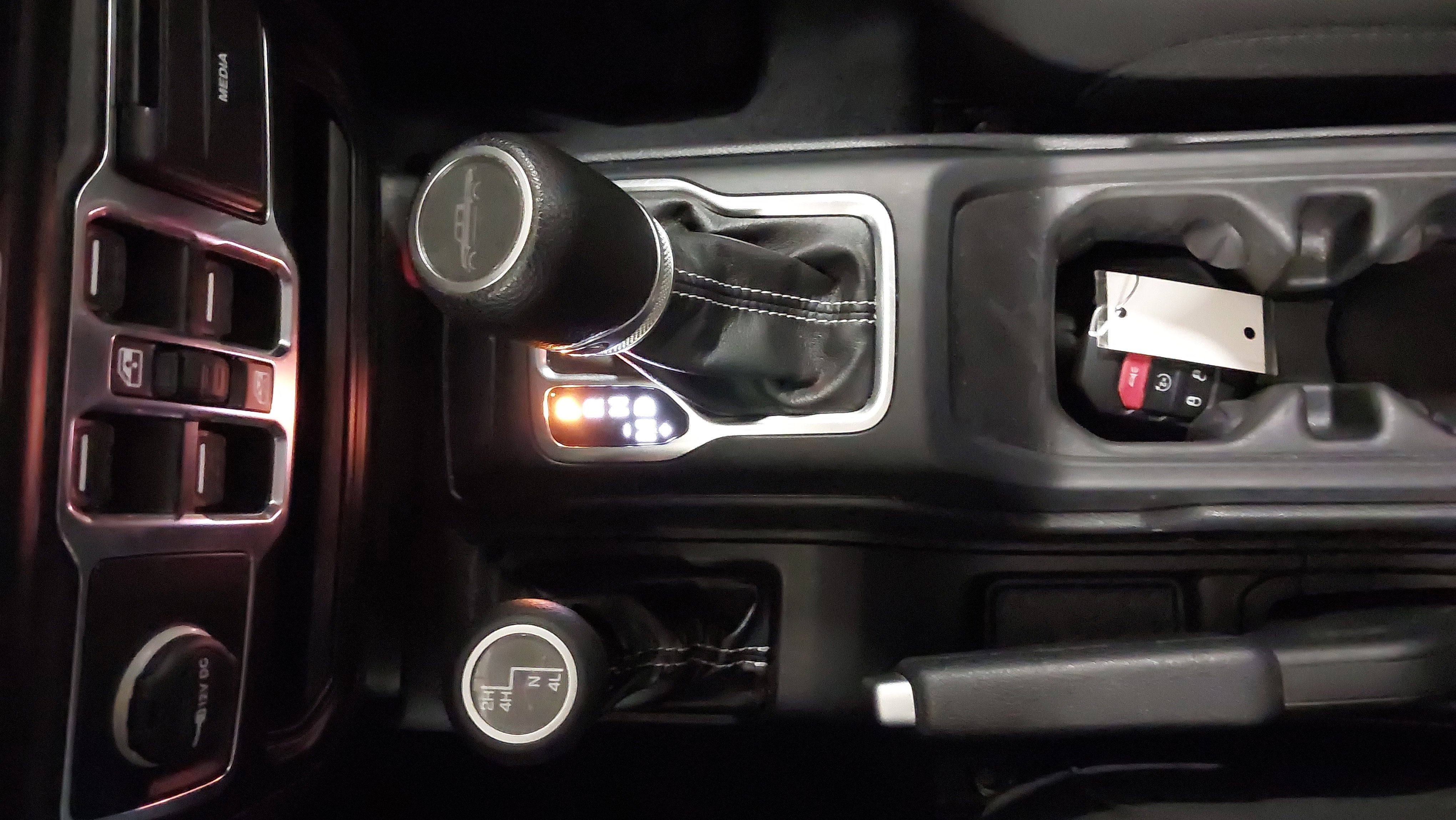 2022 Jeep Gladiator Overland 4x4
