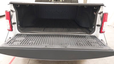 2020 RAM 1500 Big Horn Crew Cab 4x4 5'7' Box