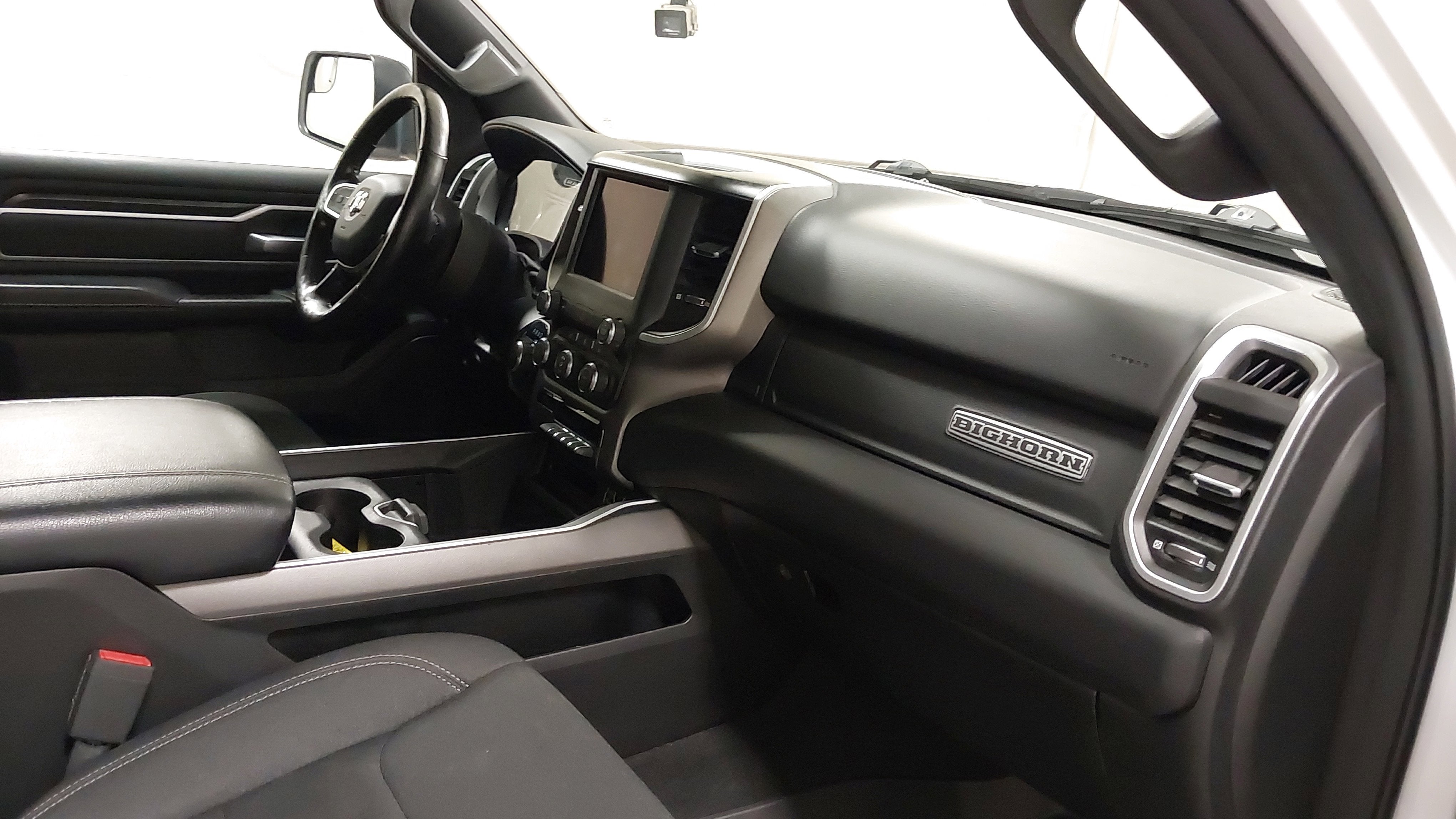 2020 RAM 1500 Big Horn Crew Cab 4x4 5'7' Box