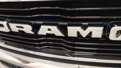 2020 RAM 1500 Big Horn Crew Cab 4x4 5'7' Box
