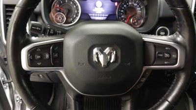 2020 RAM 1500 Big Horn Crew Cab 4x4 5'7' Box
