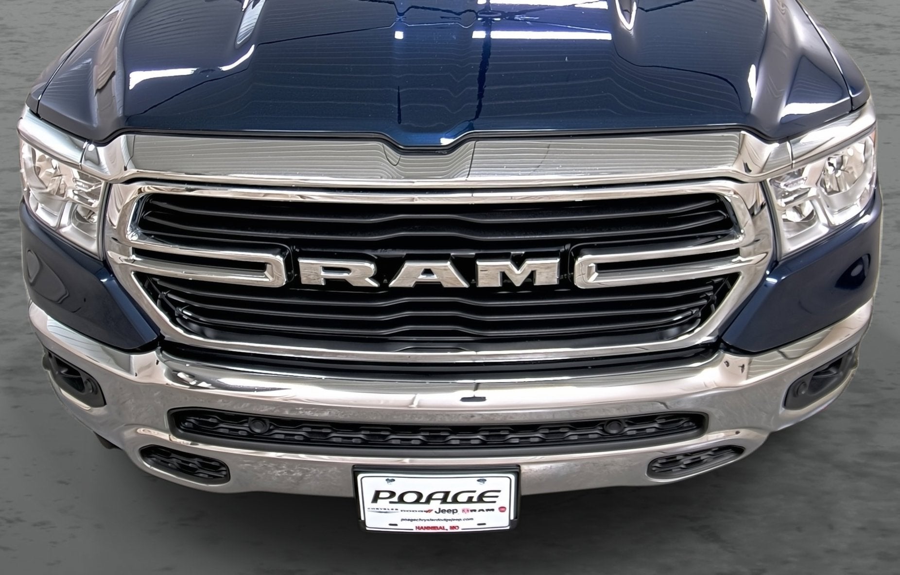 2021 RAM 1500 Big Horn Crew Cab 4x4 5'7' Box