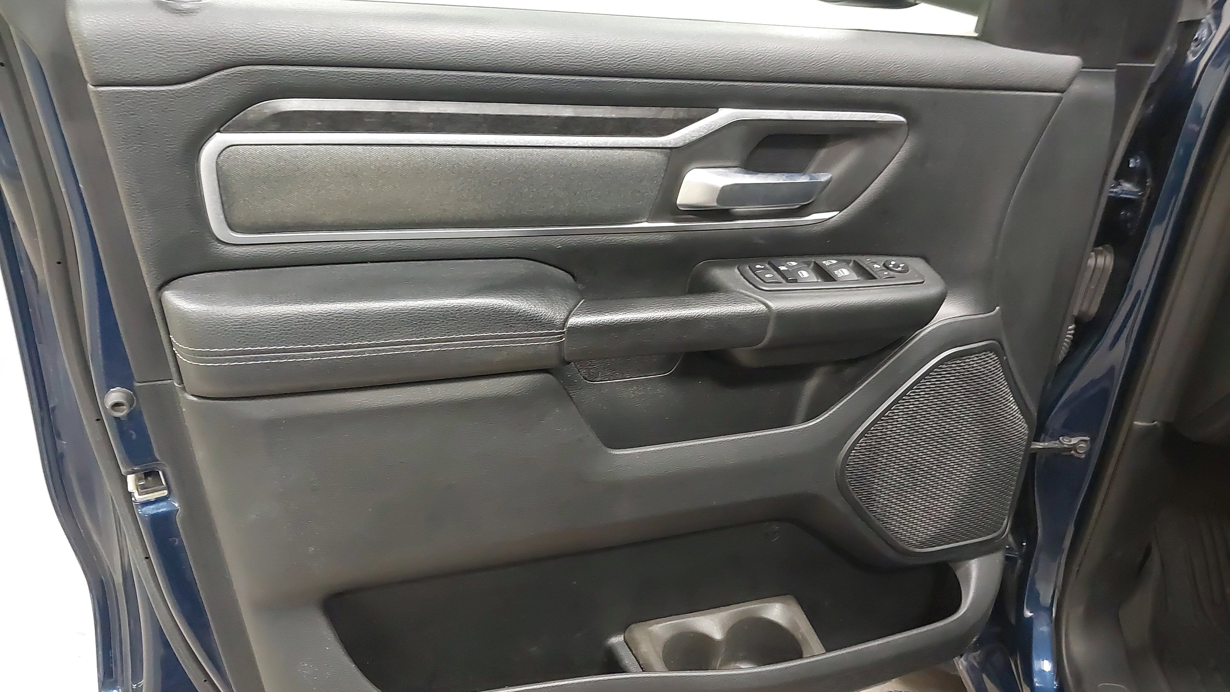 2021 RAM 1500 Big Horn Crew Cab 4x4 5'7' Box