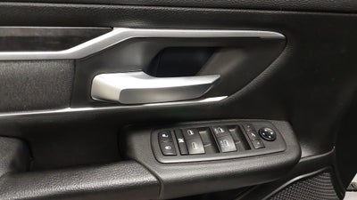 2020 RAM 1500 Big Horn Crew Cab 4x4 5'7' Box