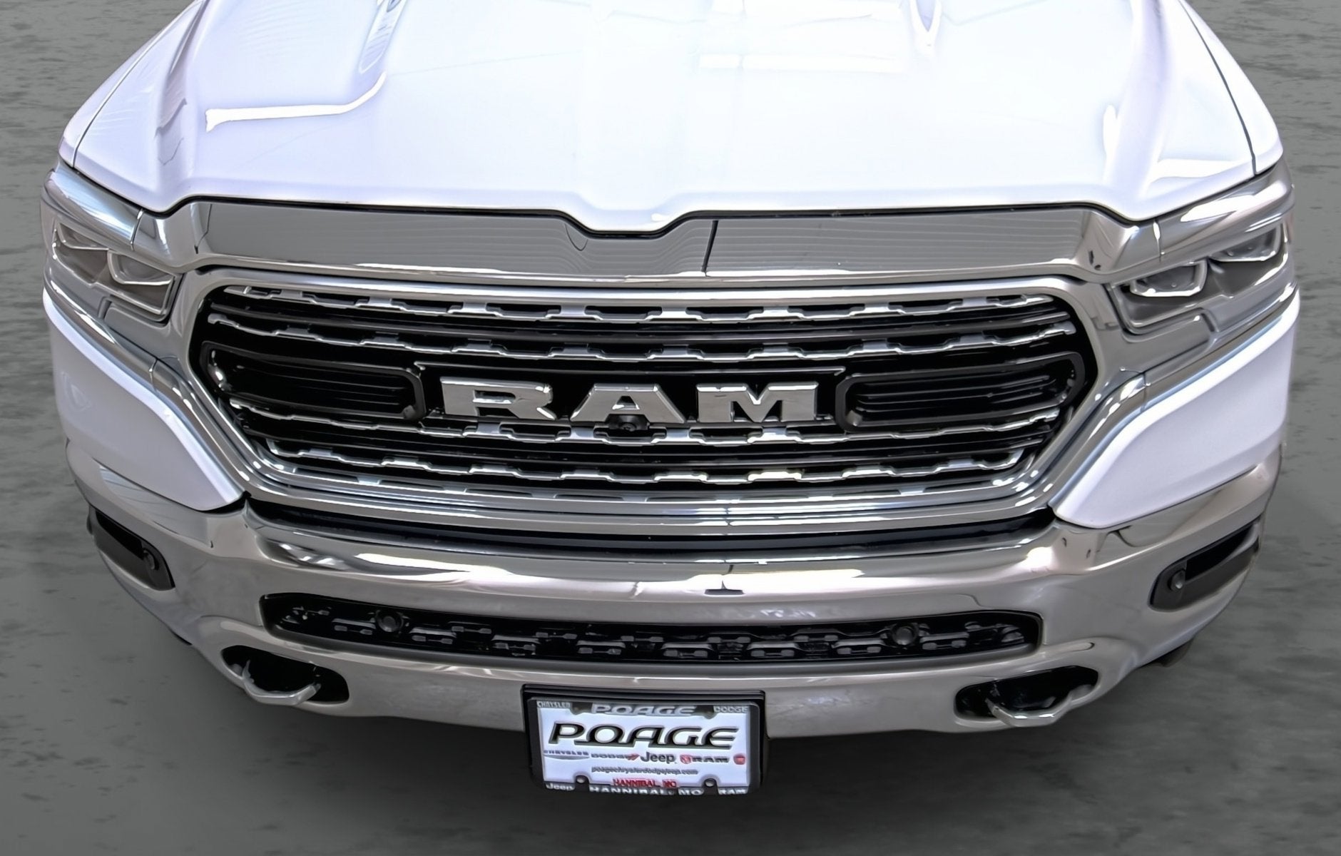 2023 RAM 1500 Limited Crew Cab 4x4 5'7' Box