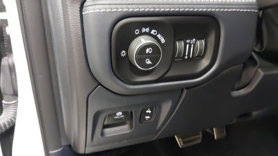 2023 RAM 1500 Limited Crew Cab 4x4 5'7' Box