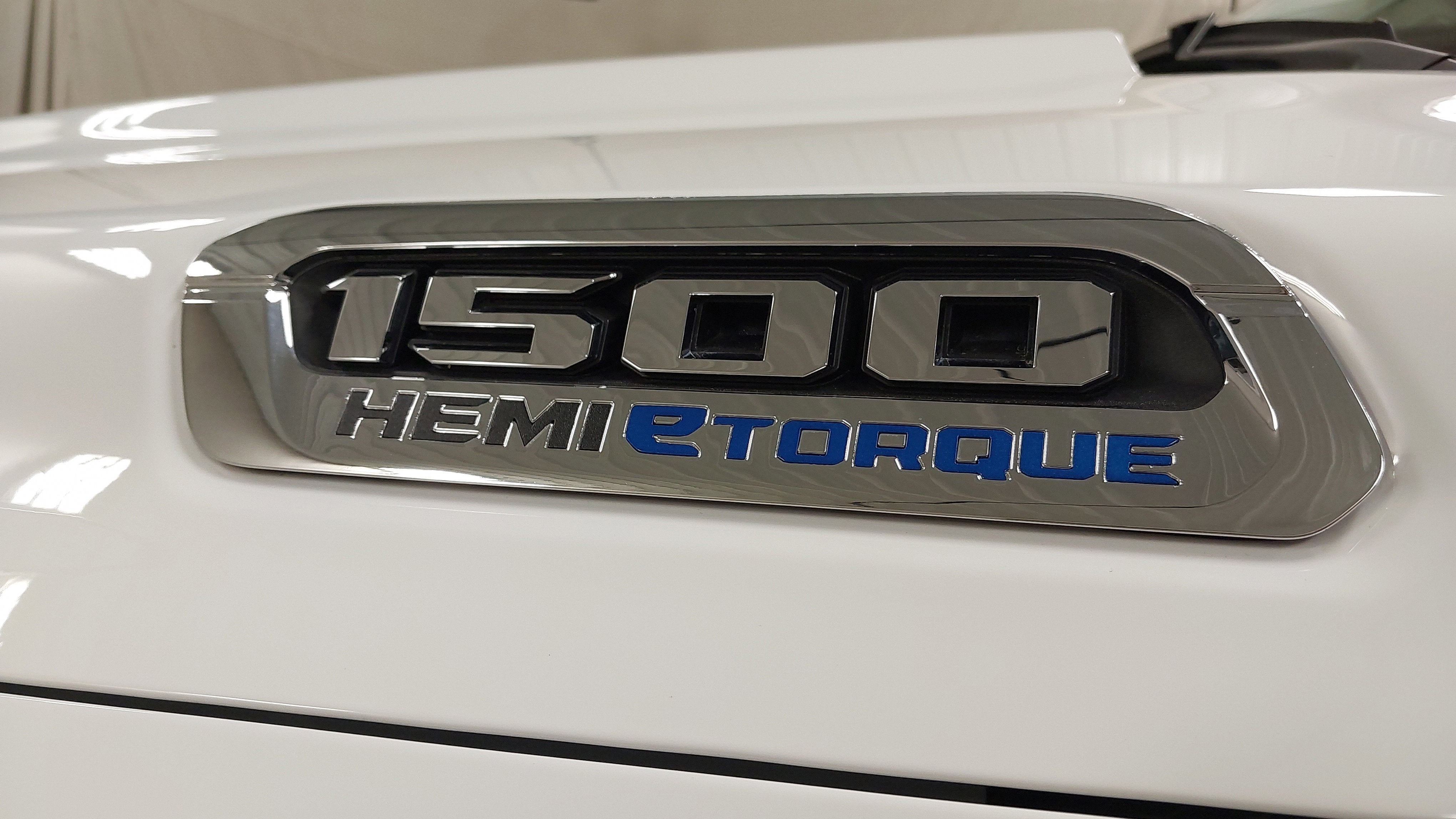 2023 RAM 1500 Limited Crew Cab 4x4 5'7' Box