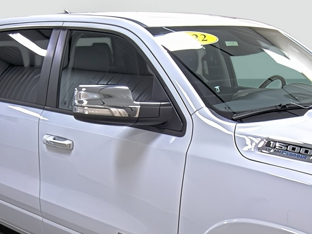 2022 RAM 1500 Laramie Crew Cab 4x4 5'7' Box