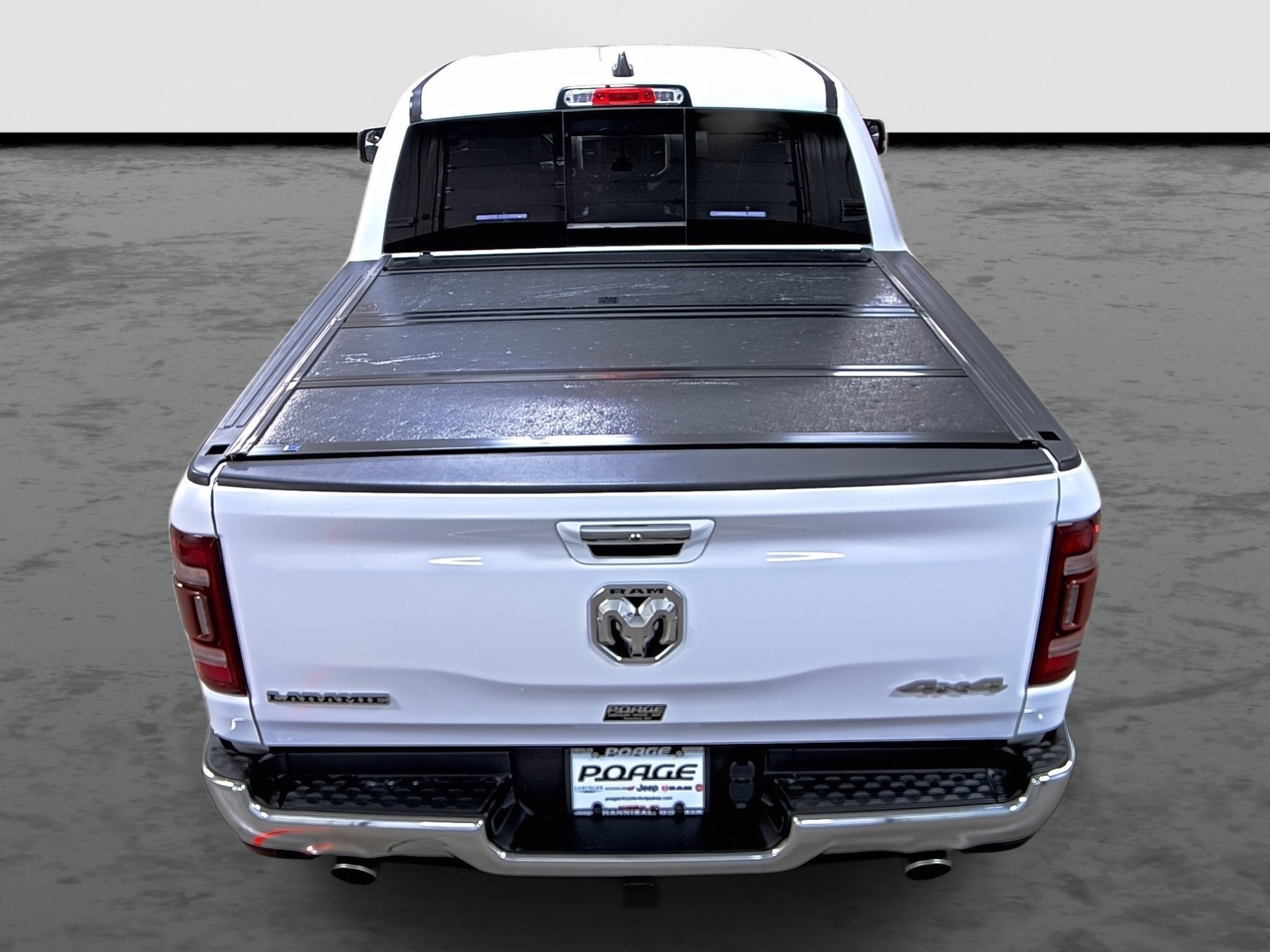 2022 RAM 1500 Laramie Crew Cab 4x4 5'7' Box