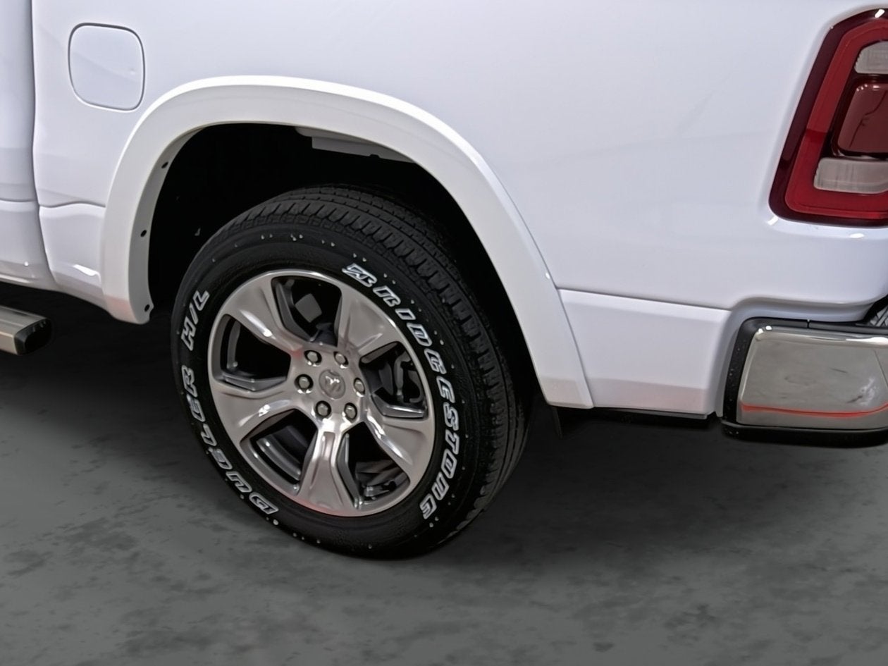 2022 RAM 1500 Laramie Crew Cab 4x4 5'7' Box