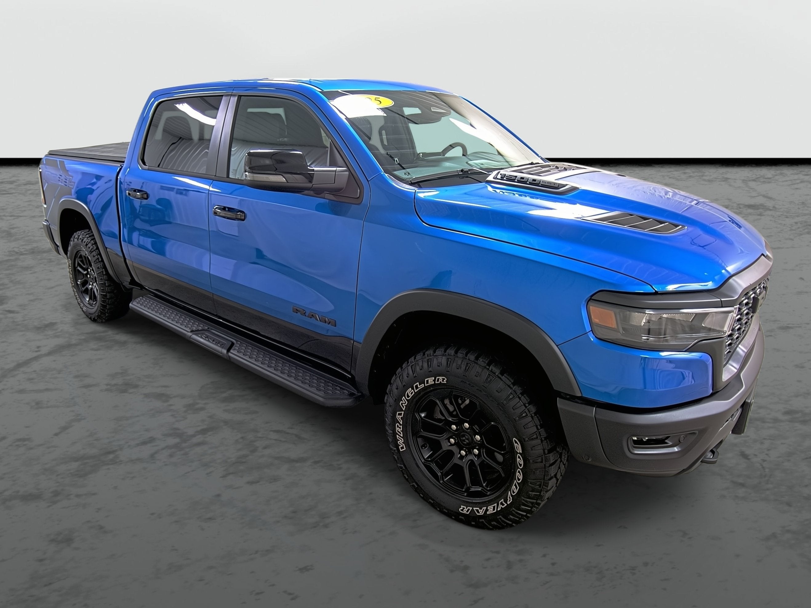 2025 RAM 1500 Rebel Crew Cab 4x4 5'7' Box