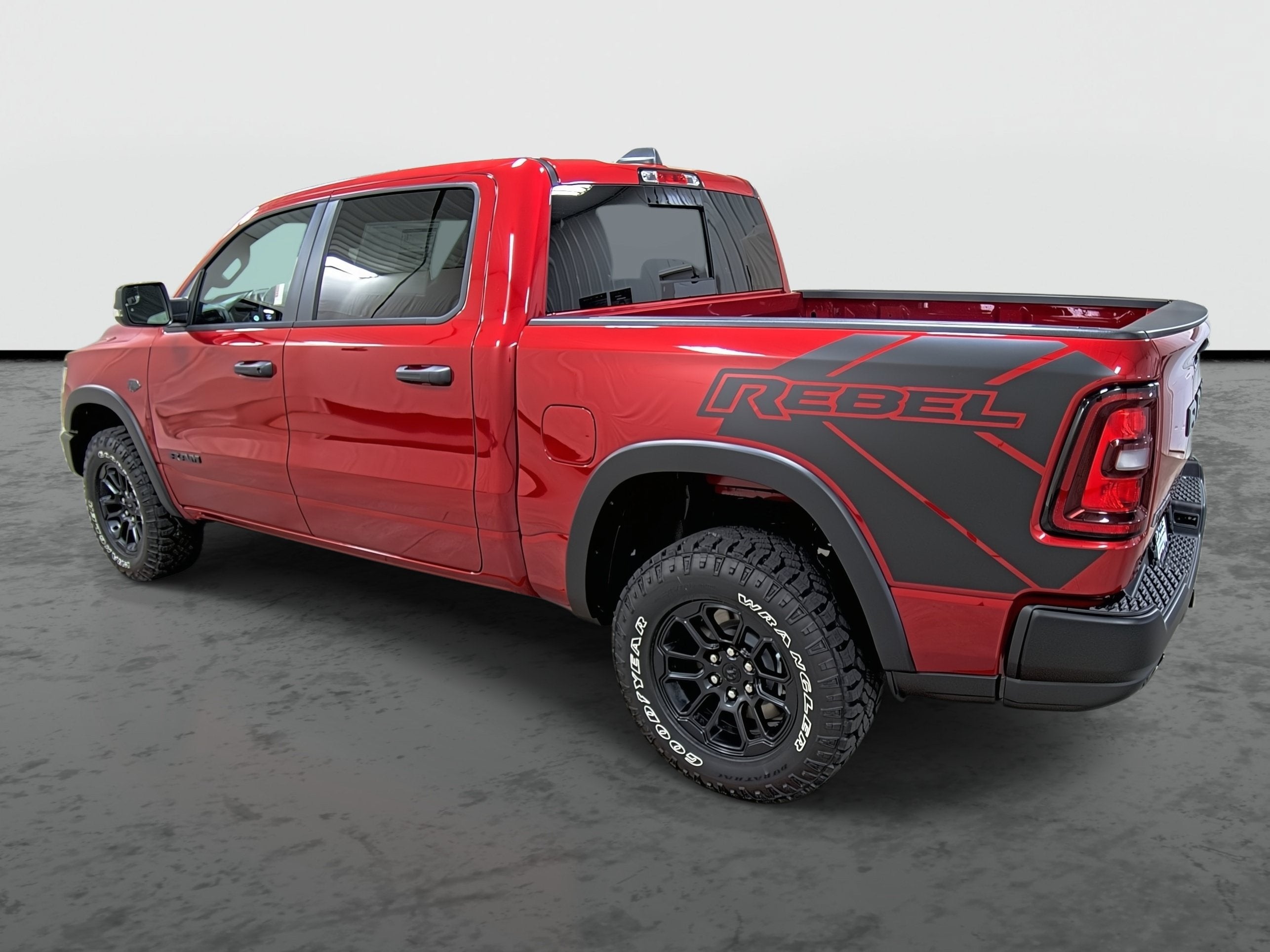 2027 RAM Ram 1500 RAM 1500 REBEL CREW CAB 4X4 5'7' BOX