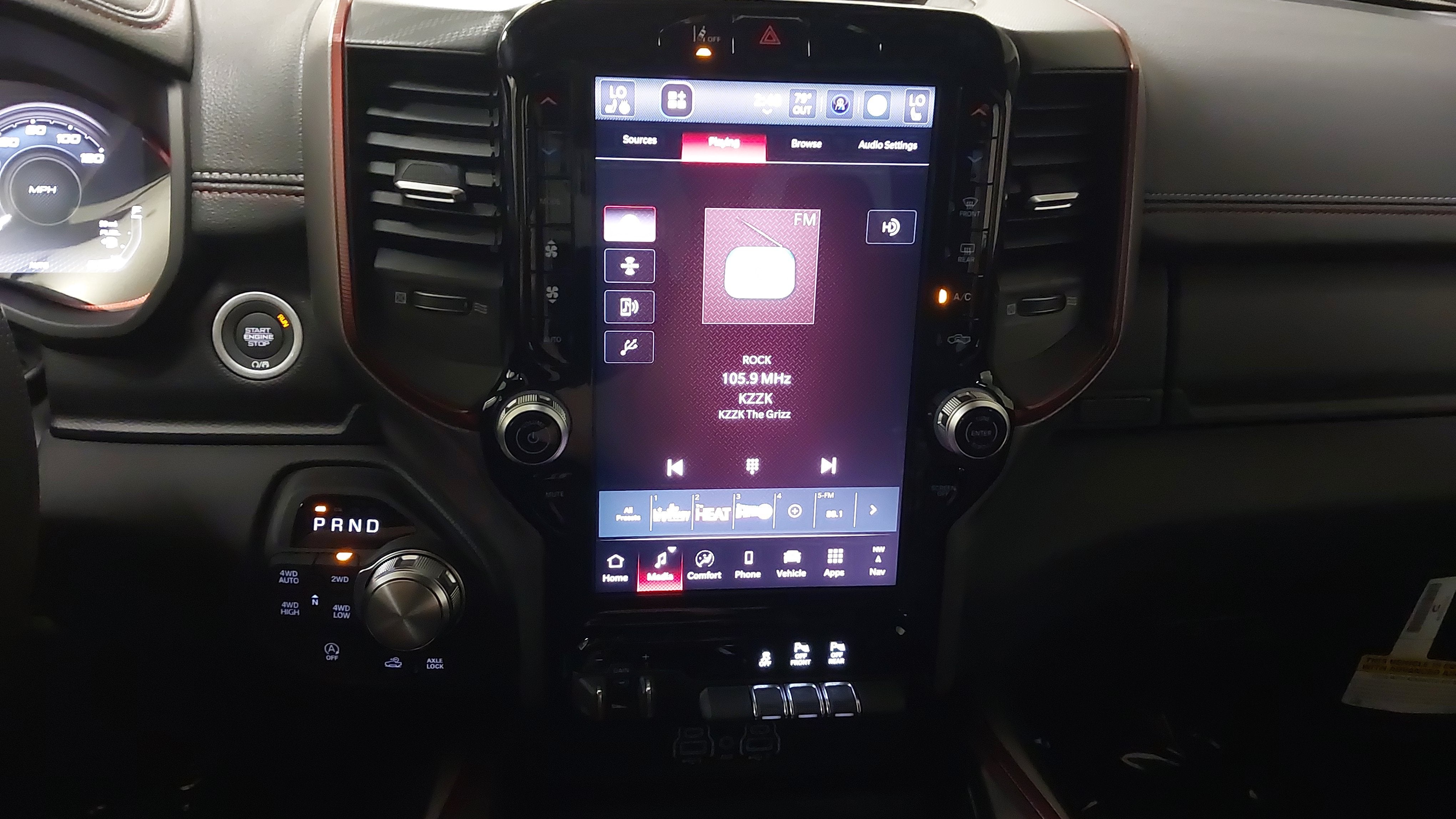 2027 RAM Ram 1500 RAM 1500 REBEL CREW CAB 4X4 5'7' BOX