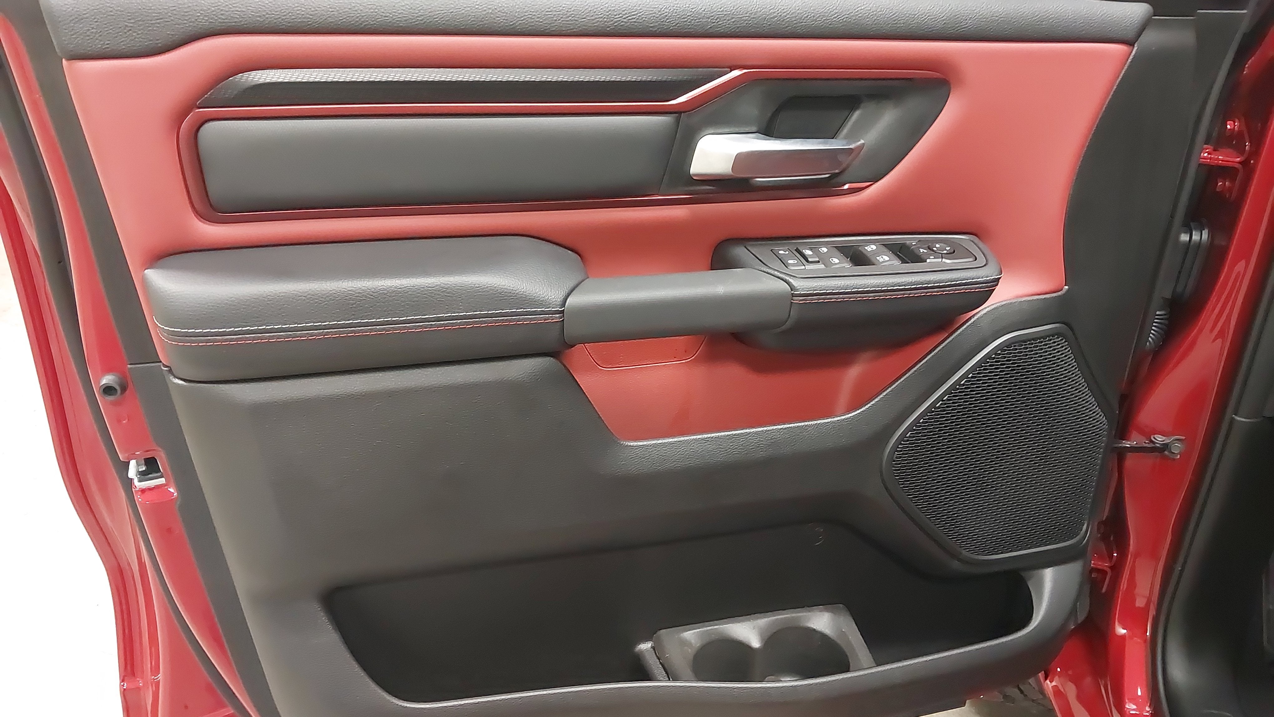 2027 RAM Ram 1500 RAM 1500 REBEL CREW CAB 4X4 5'7' BOX