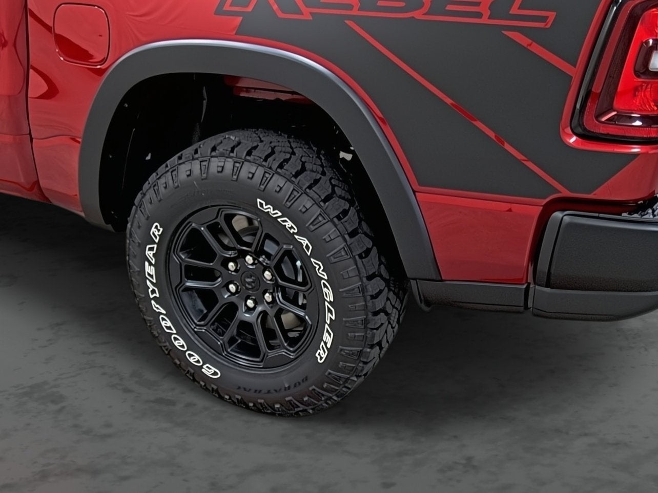 2027 RAM Ram 1500 RAM 1500 REBEL CREW CAB 4X4 5'7' BOX