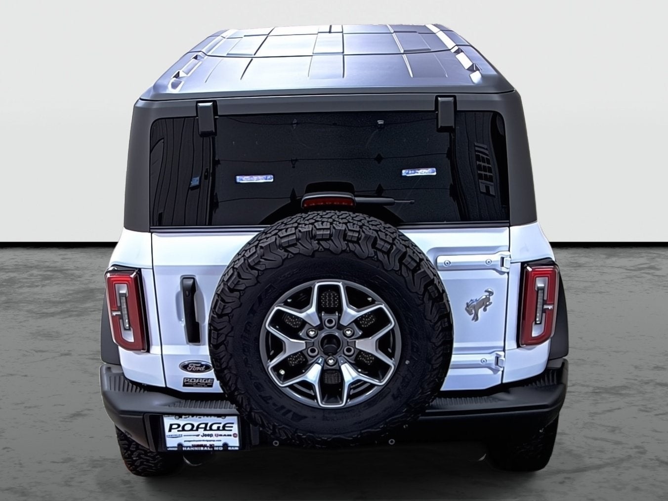 2023 Ford Bronco Base