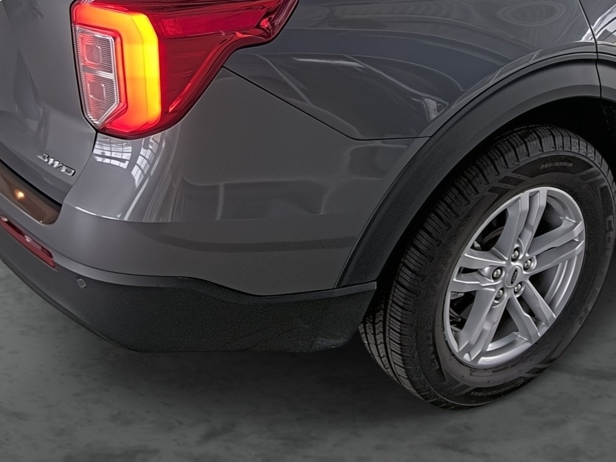 2023 Ford Explorer Base