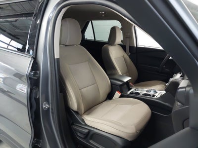 2023 Ford Explorer Base