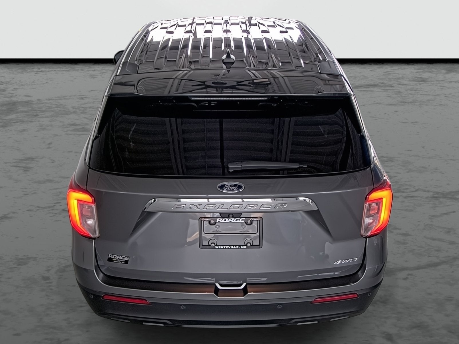 2023 Ford Explorer Base
