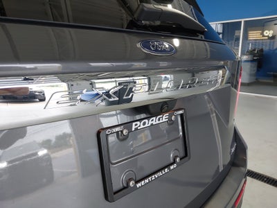 2023 Ford Explorer Base