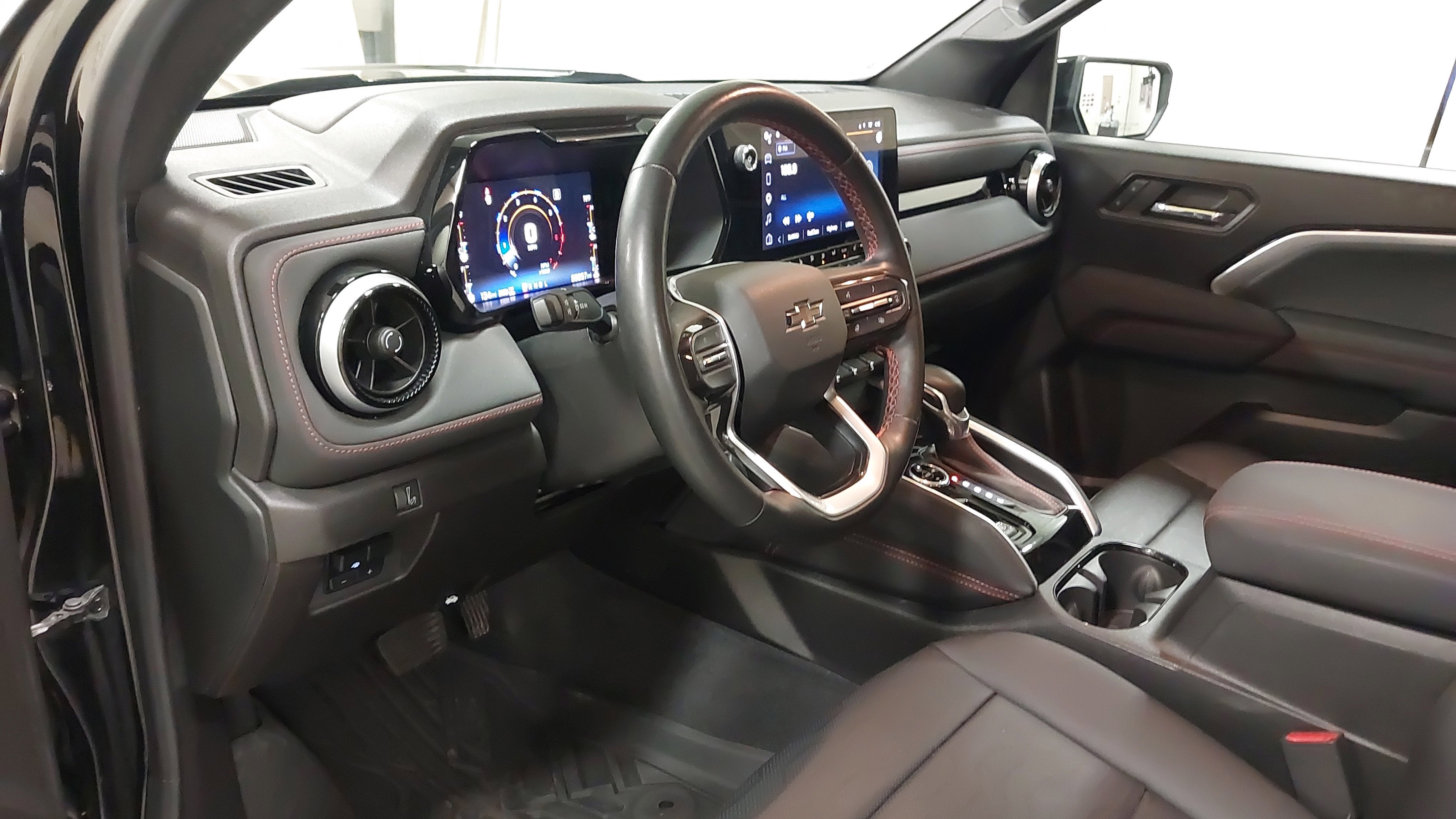2023 Chevrolet Colorado 4WD Crew Cab Short Box Z71