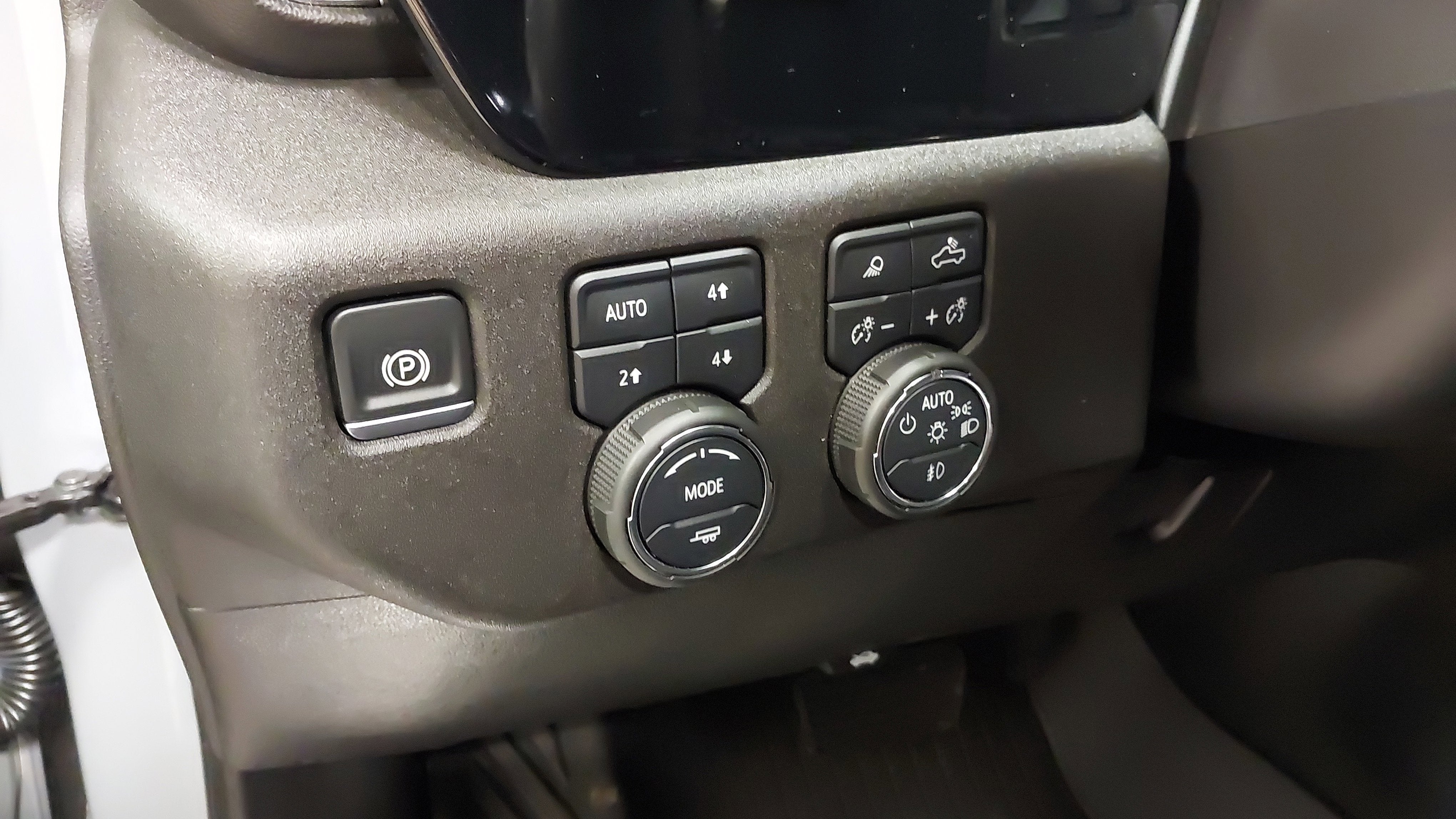 2024 Chevrolet Silverado 1500 4WD Crew Cab Short Bed RST