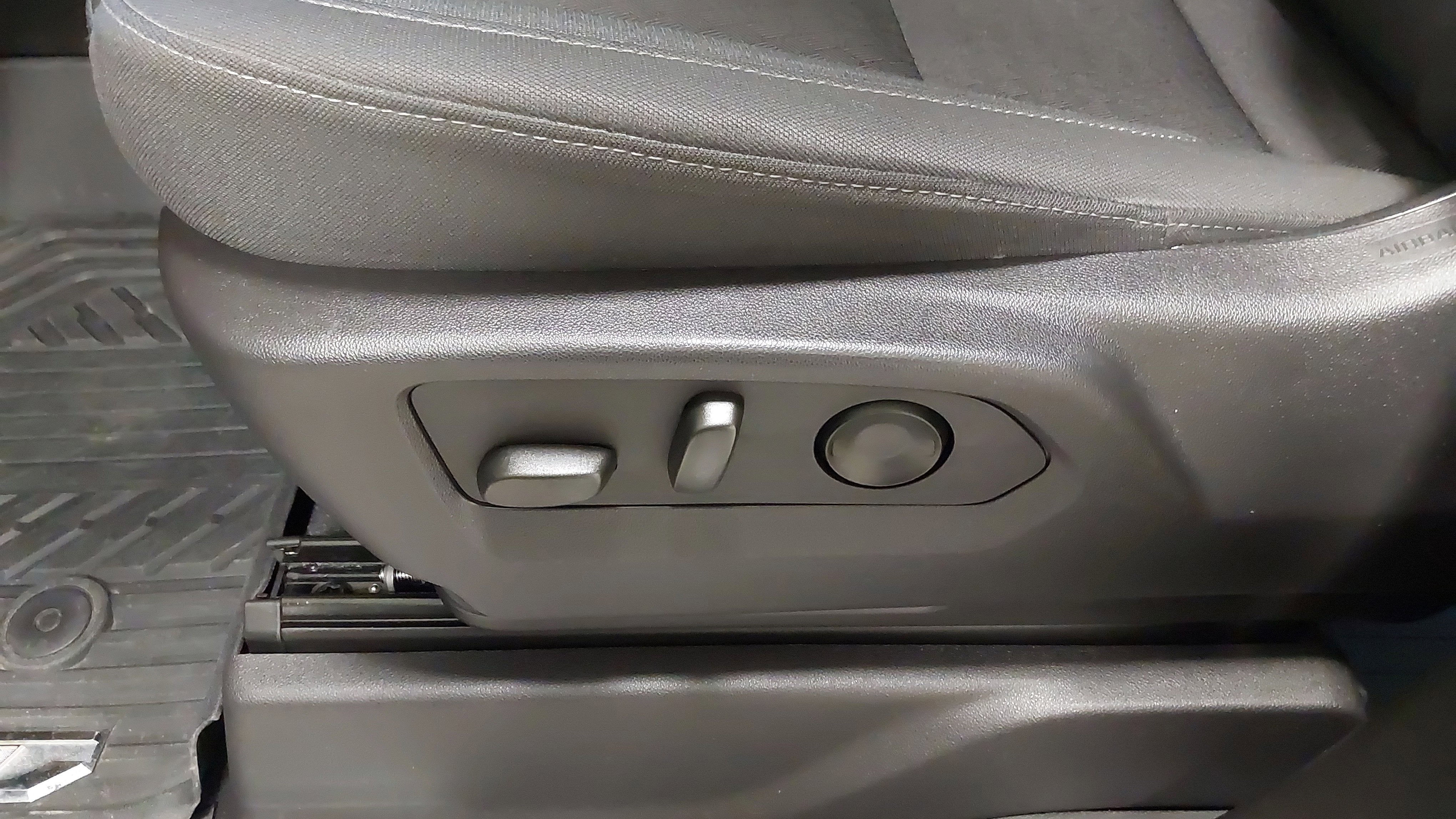 2024 Chevrolet Silverado 1500 4WD Crew Cab Short Bed RST