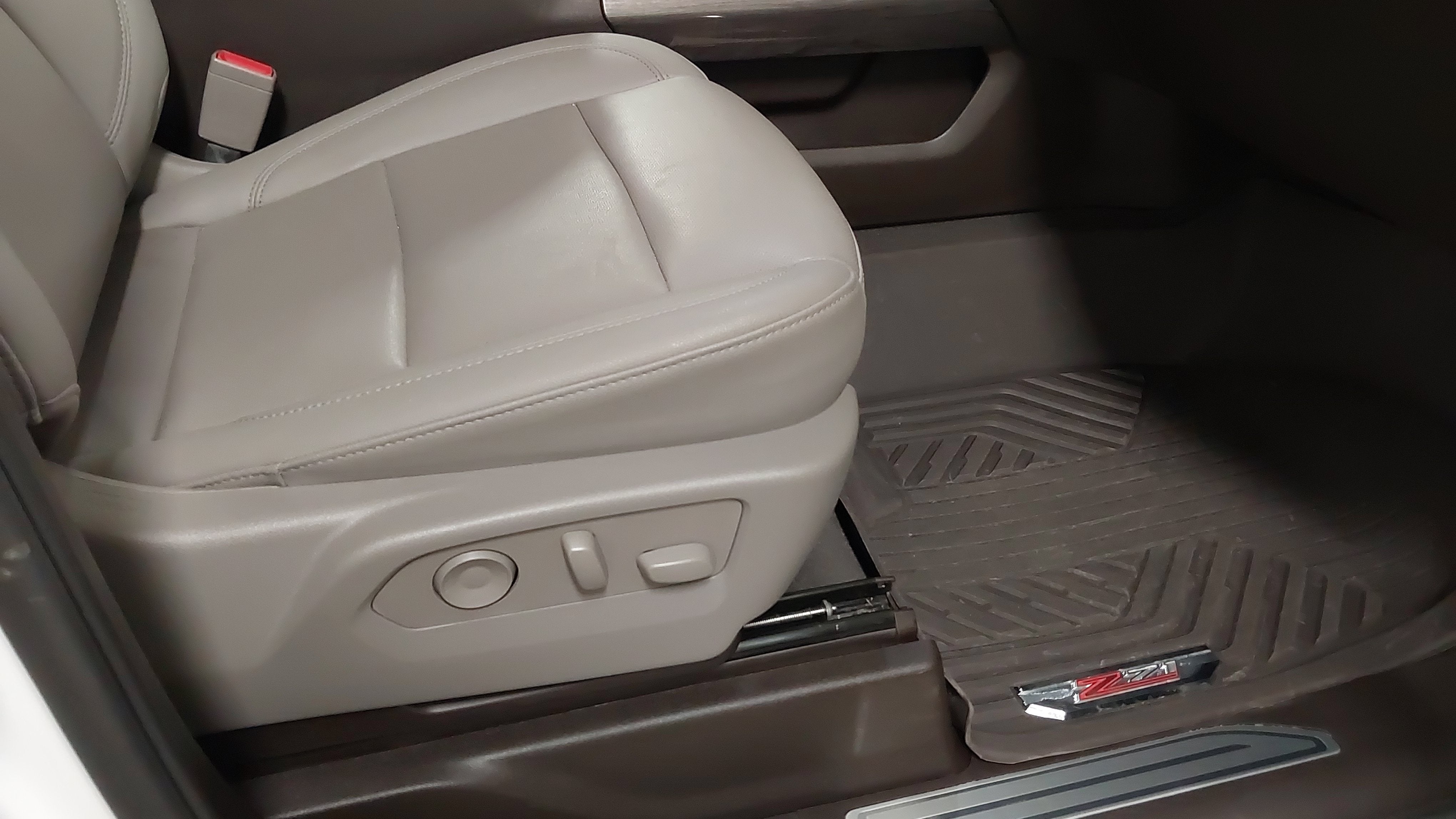 2024 Chevrolet Silverado 1500 4WD Crew Cab Short Bed LTZ