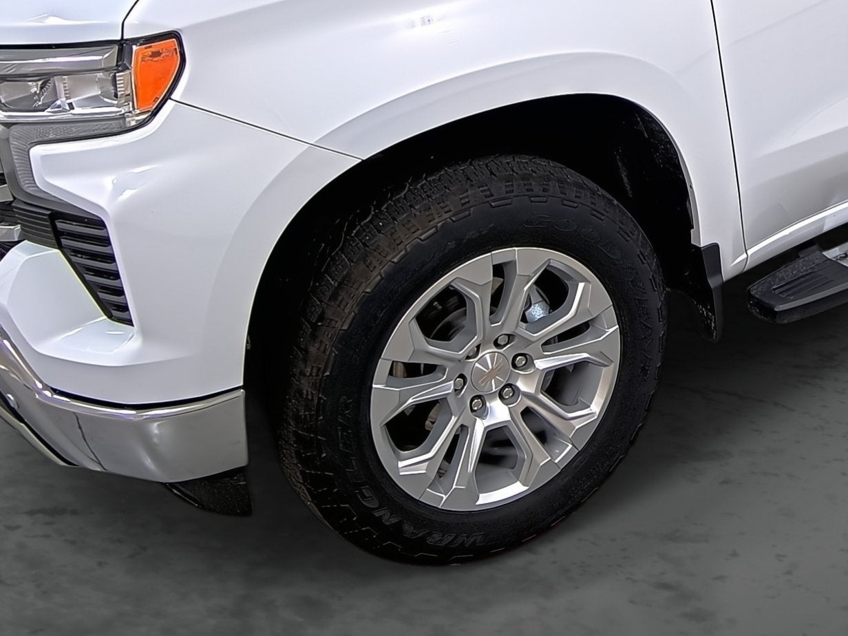 2024 Chevrolet Silverado 1500 4WD Crew Cab Short Bed LTZ