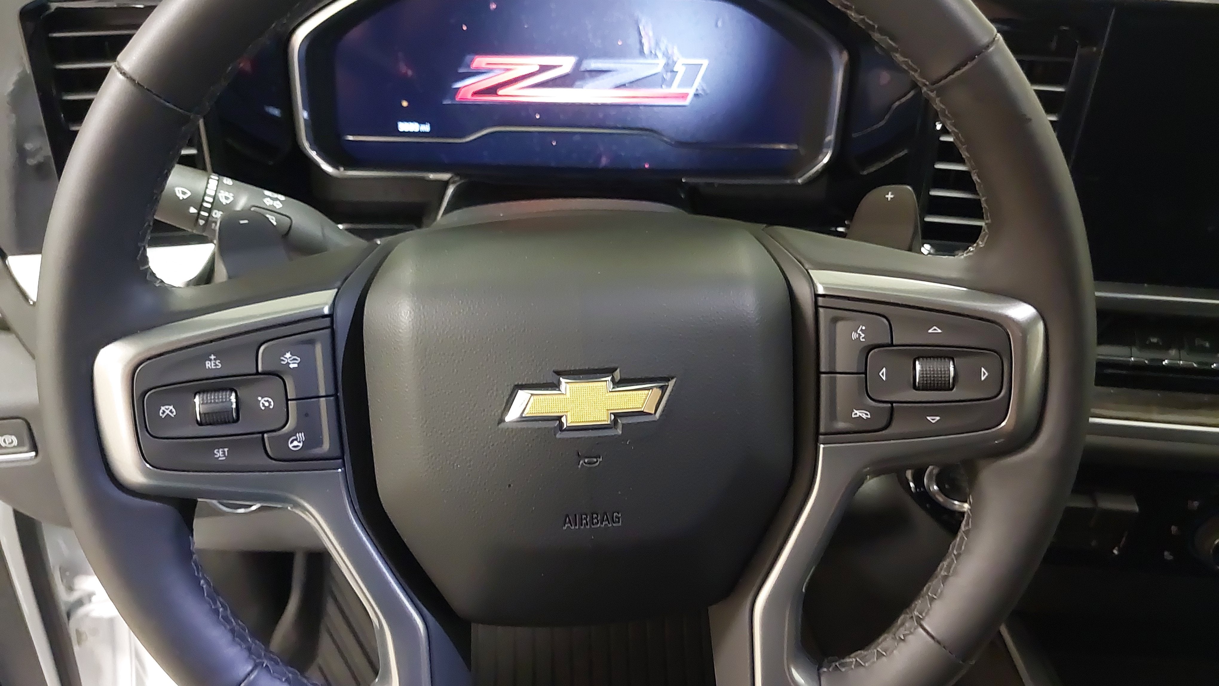 2024 Chevrolet Silverado 1500 LTZ