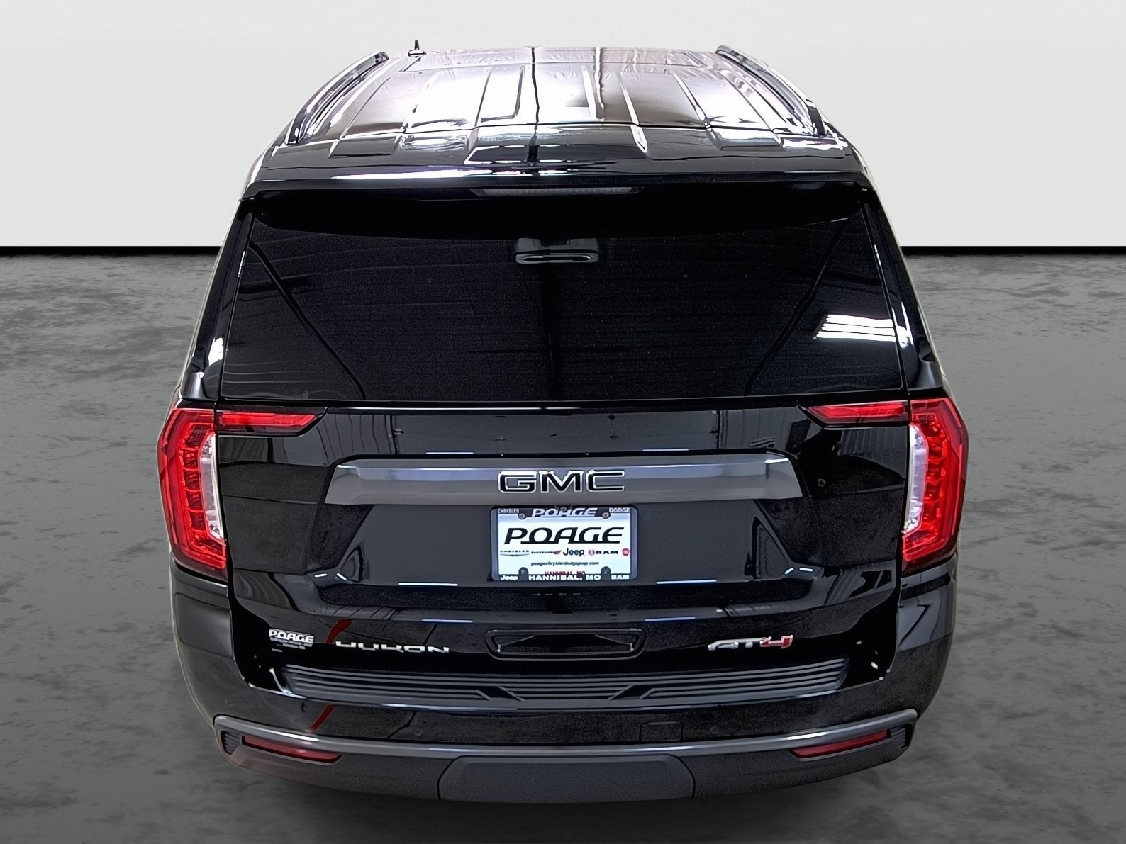 2023 GMC Yukon 4WD AT4