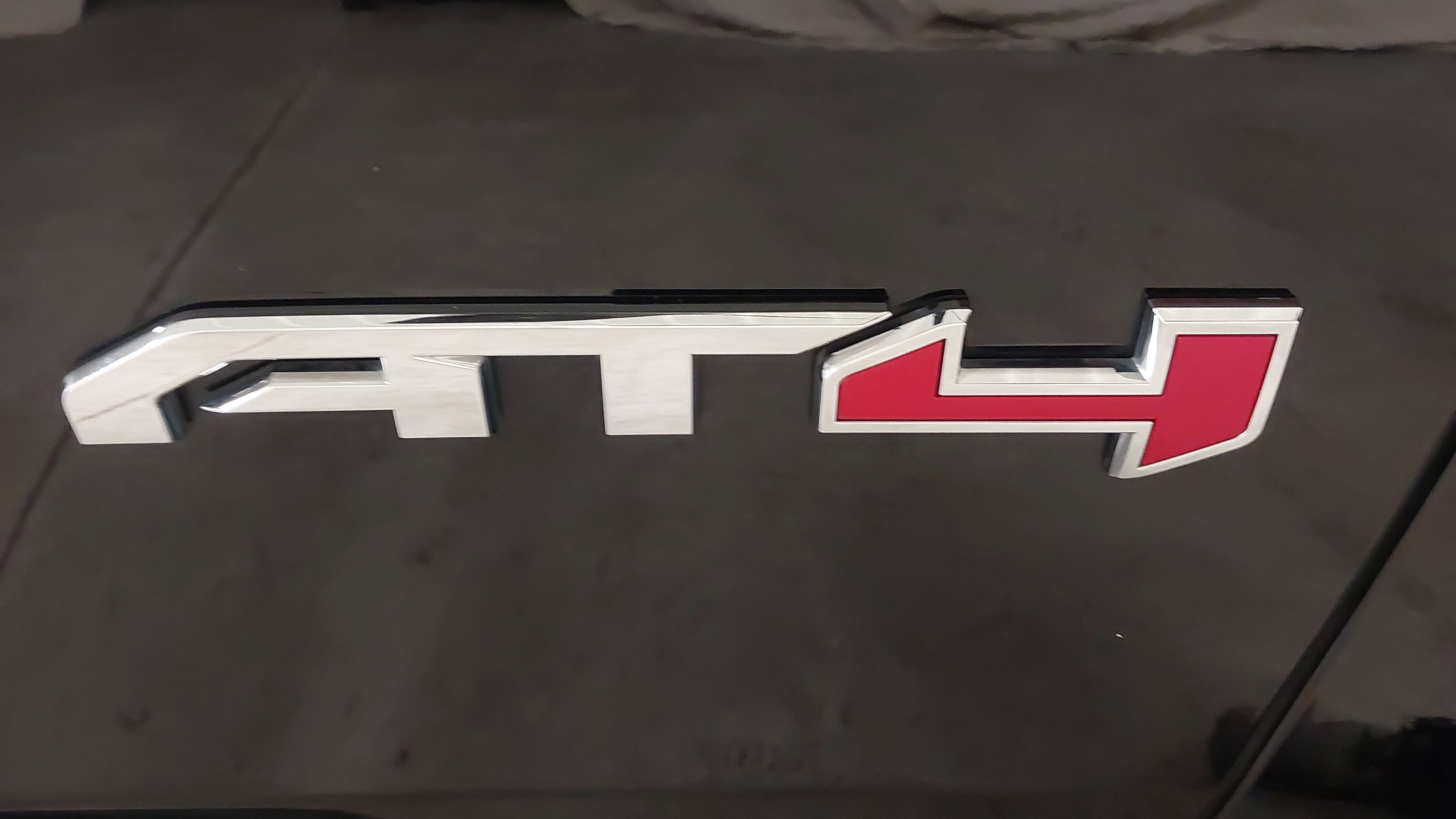 2023 GMC Yukon 4WD AT4