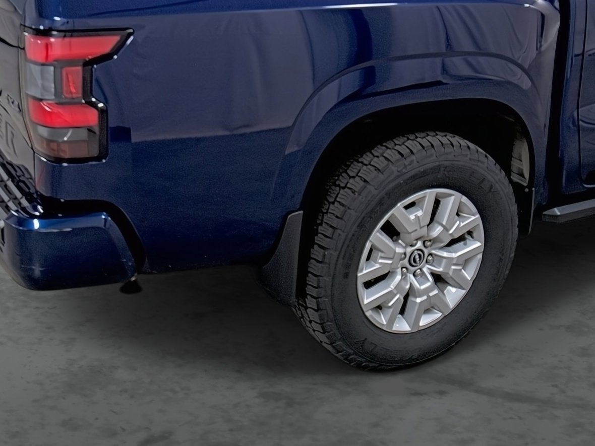 2022 Nissan Frontier Crew Cab SV 4x4