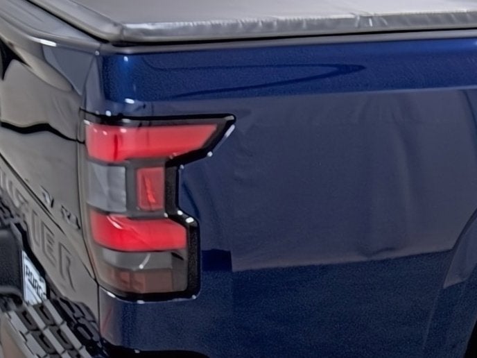 2022 Nissan Frontier Crew Cab SV 4x4