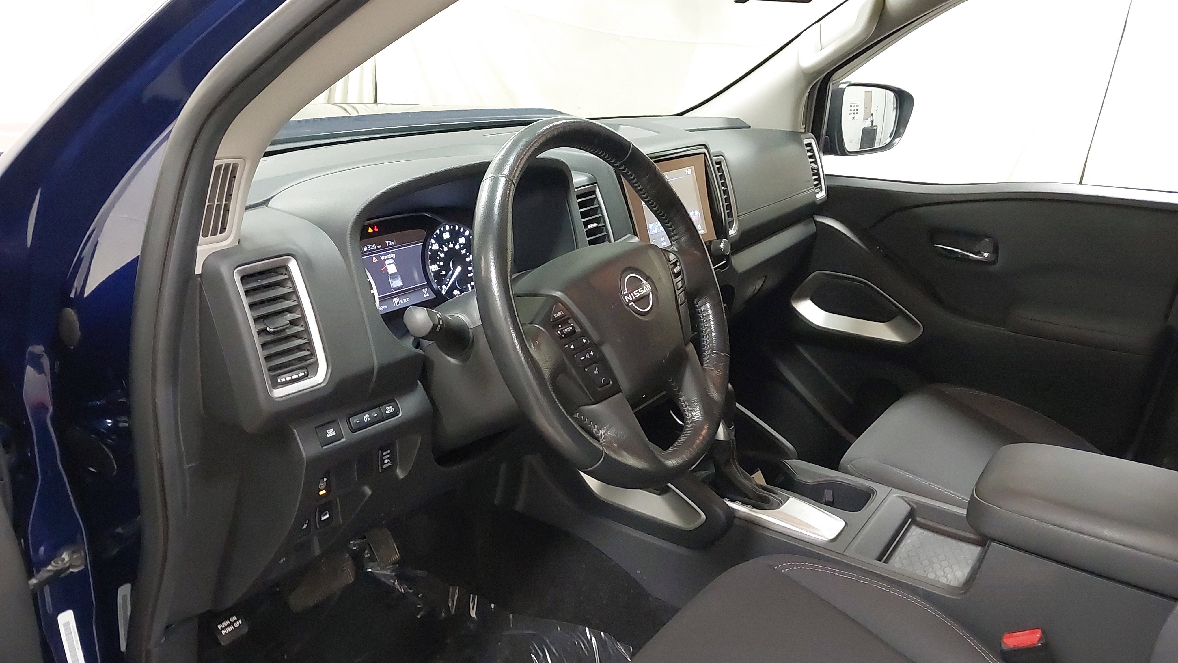 2022 Nissan Frontier Crew Cab SV 4x4