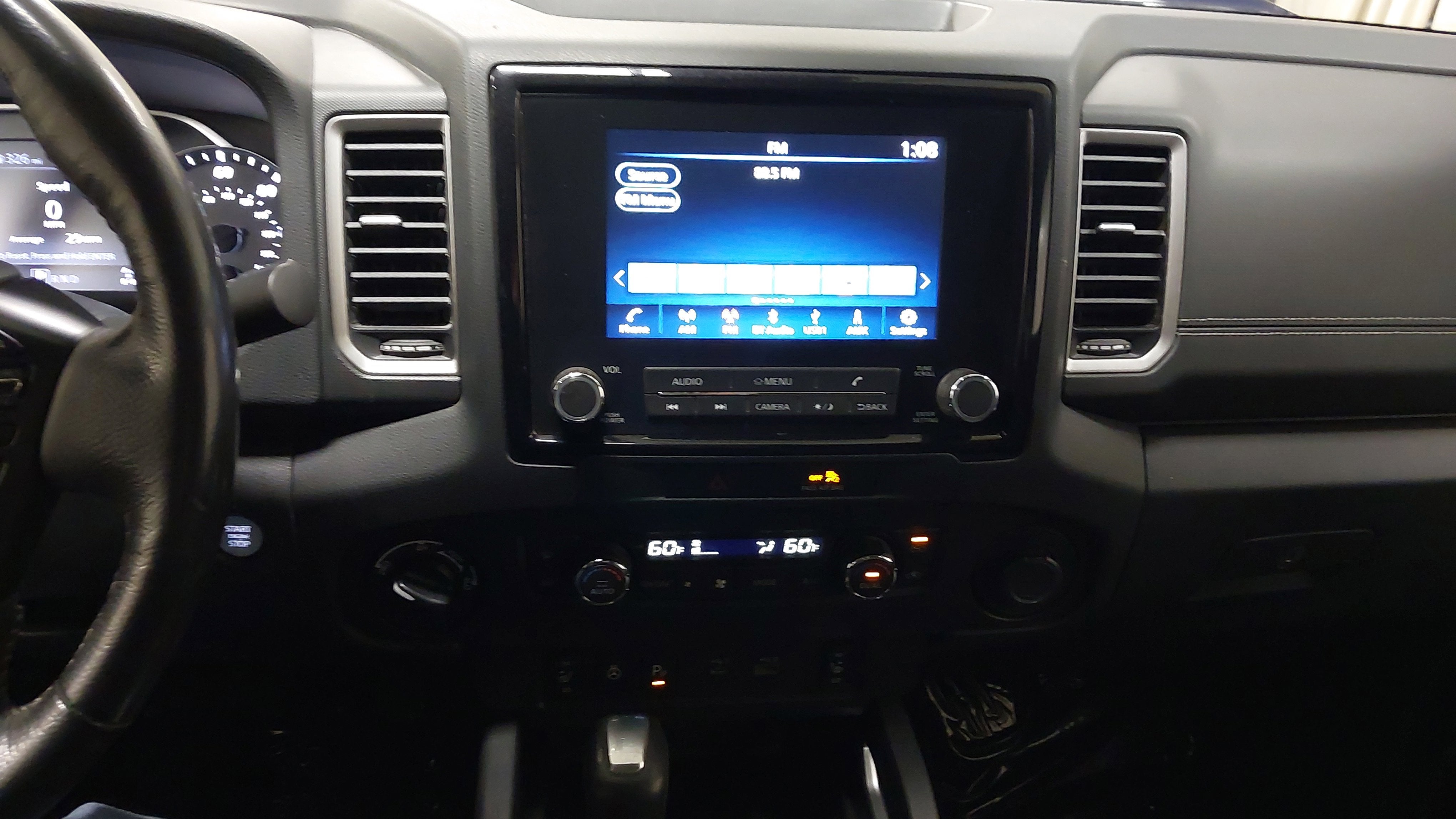 2022 Nissan Frontier Crew Cab SV 4x4