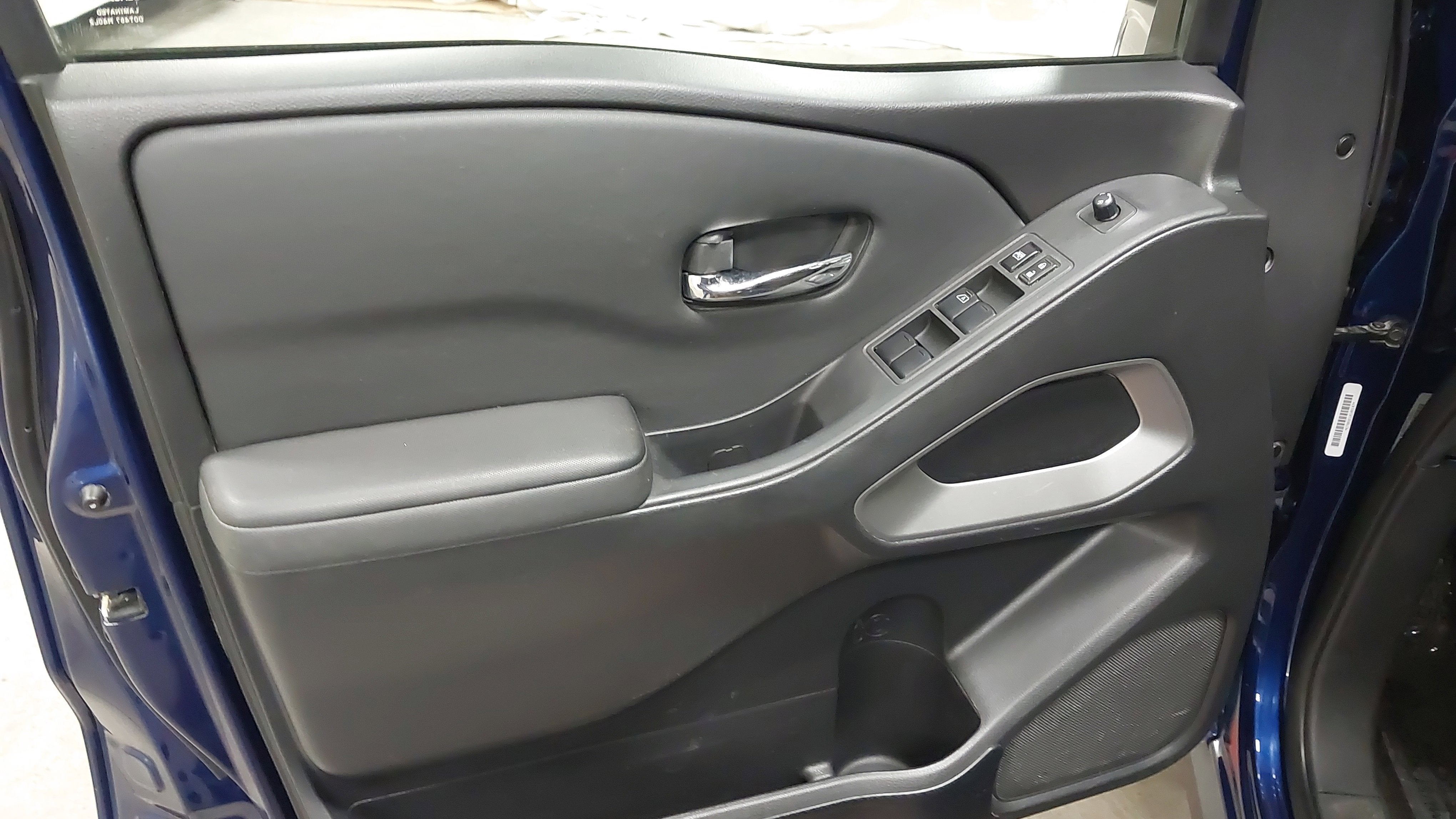 2022 Nissan Frontier Crew Cab SV 4x4